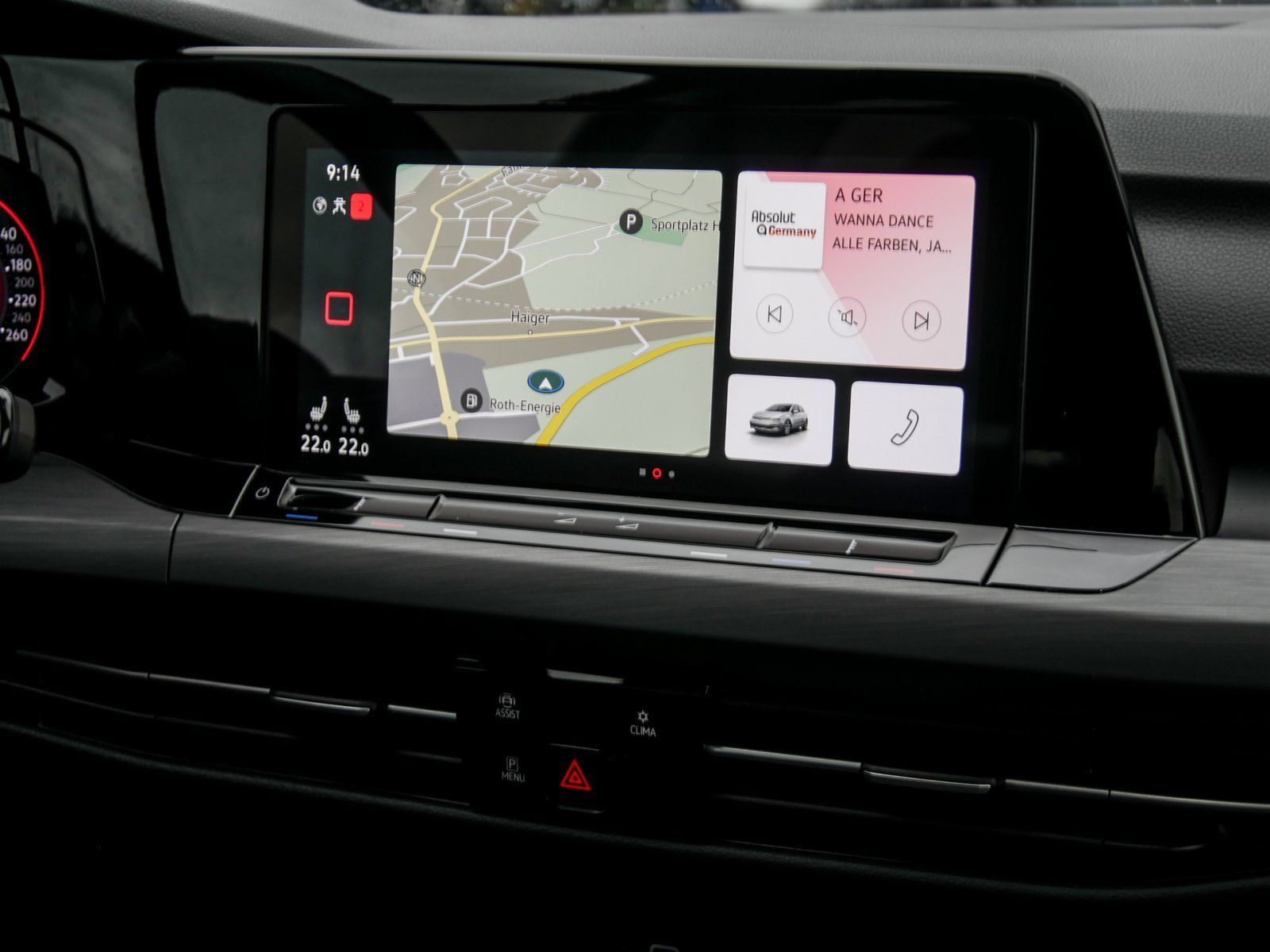 Volkswagen Golf Style 2.0 TDI DSG - Samsaru's Car Outlet