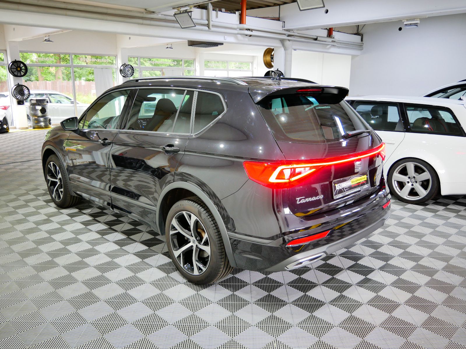 Seat Tarraco 2.0 TSI FR 4Drive - Samsaru's Car Outlet