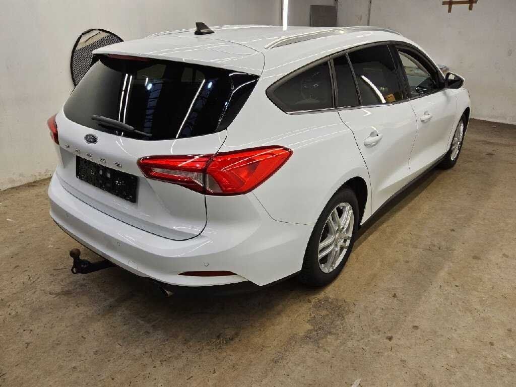 Ford Focus 2.0 EcoBlue Titanium - Samsaru's Car Outlet
