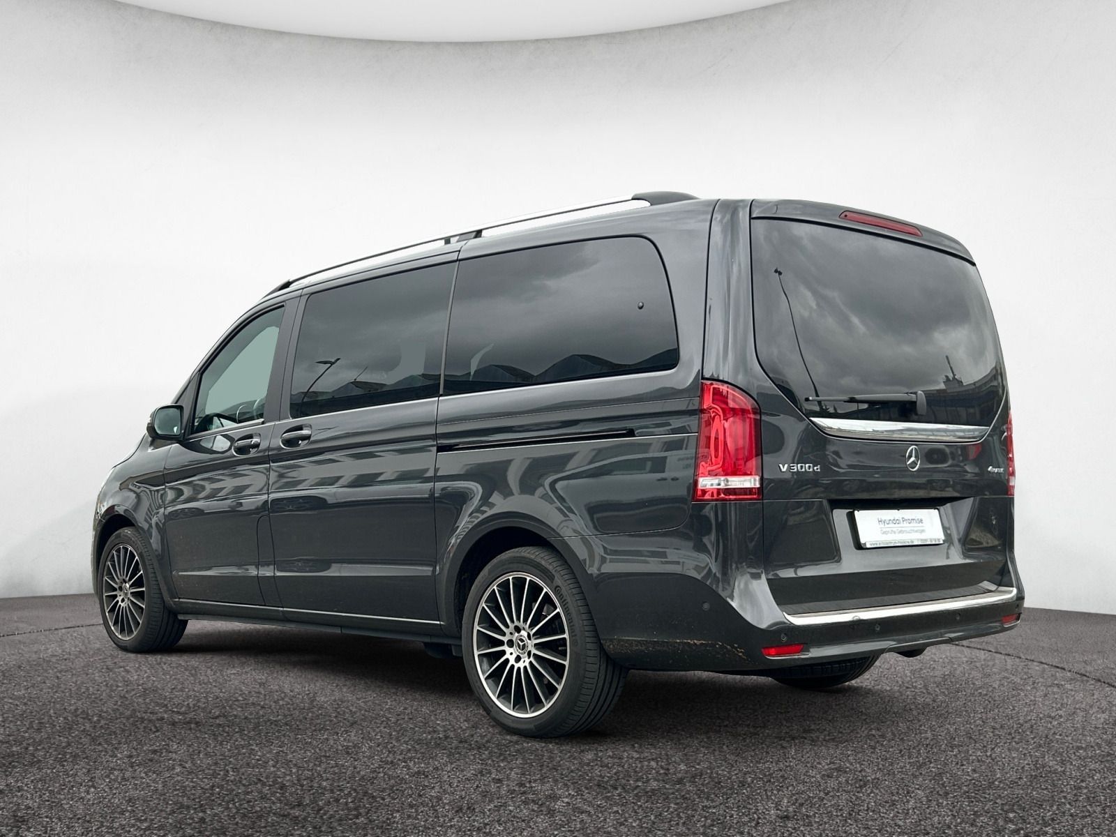 Mercedes-Benz V300d V-Klasse 4MATIC - Samsaru's Car Outlet