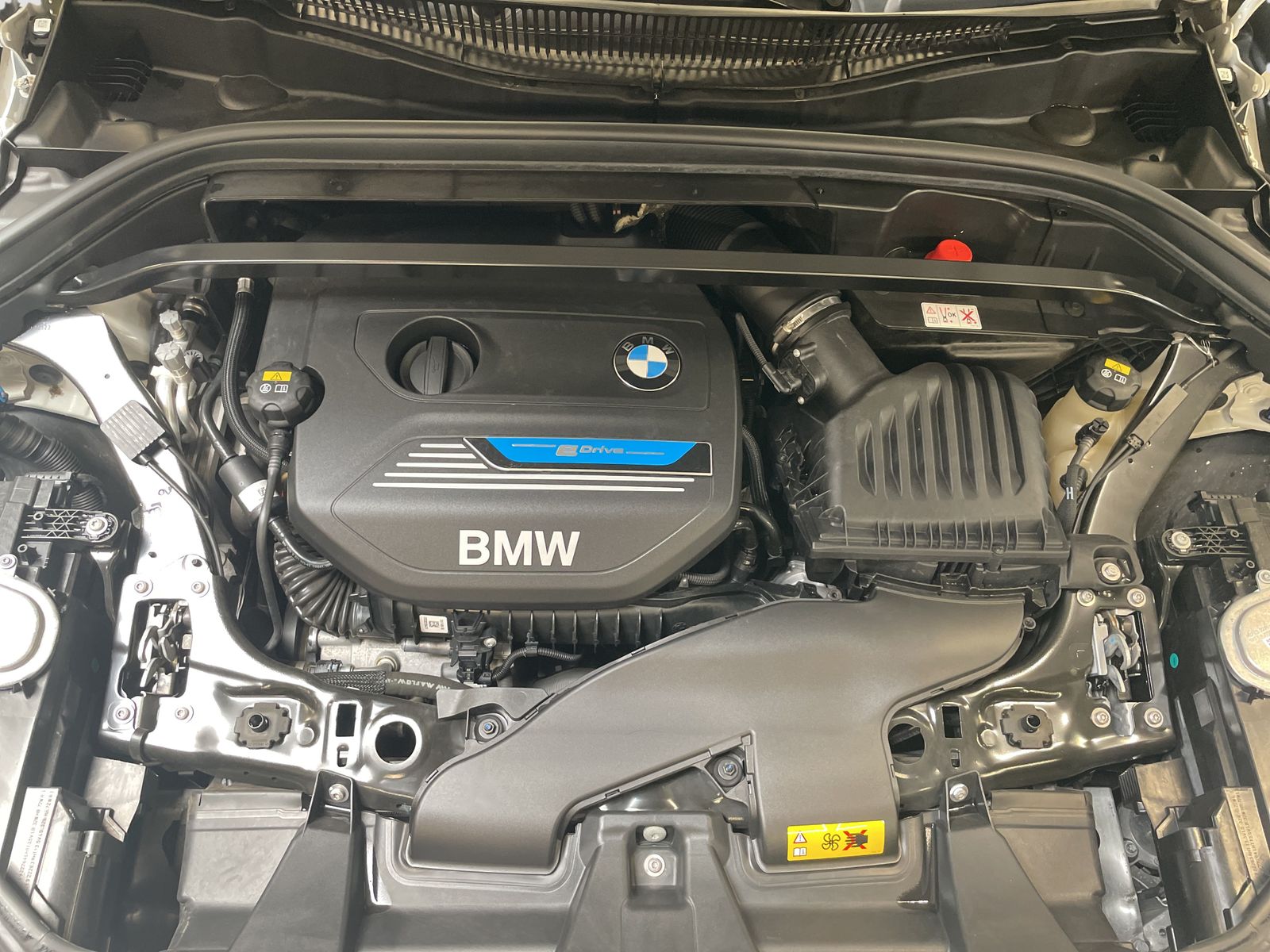BMW X1 xDrive25e - Samsaru's Car Outlet