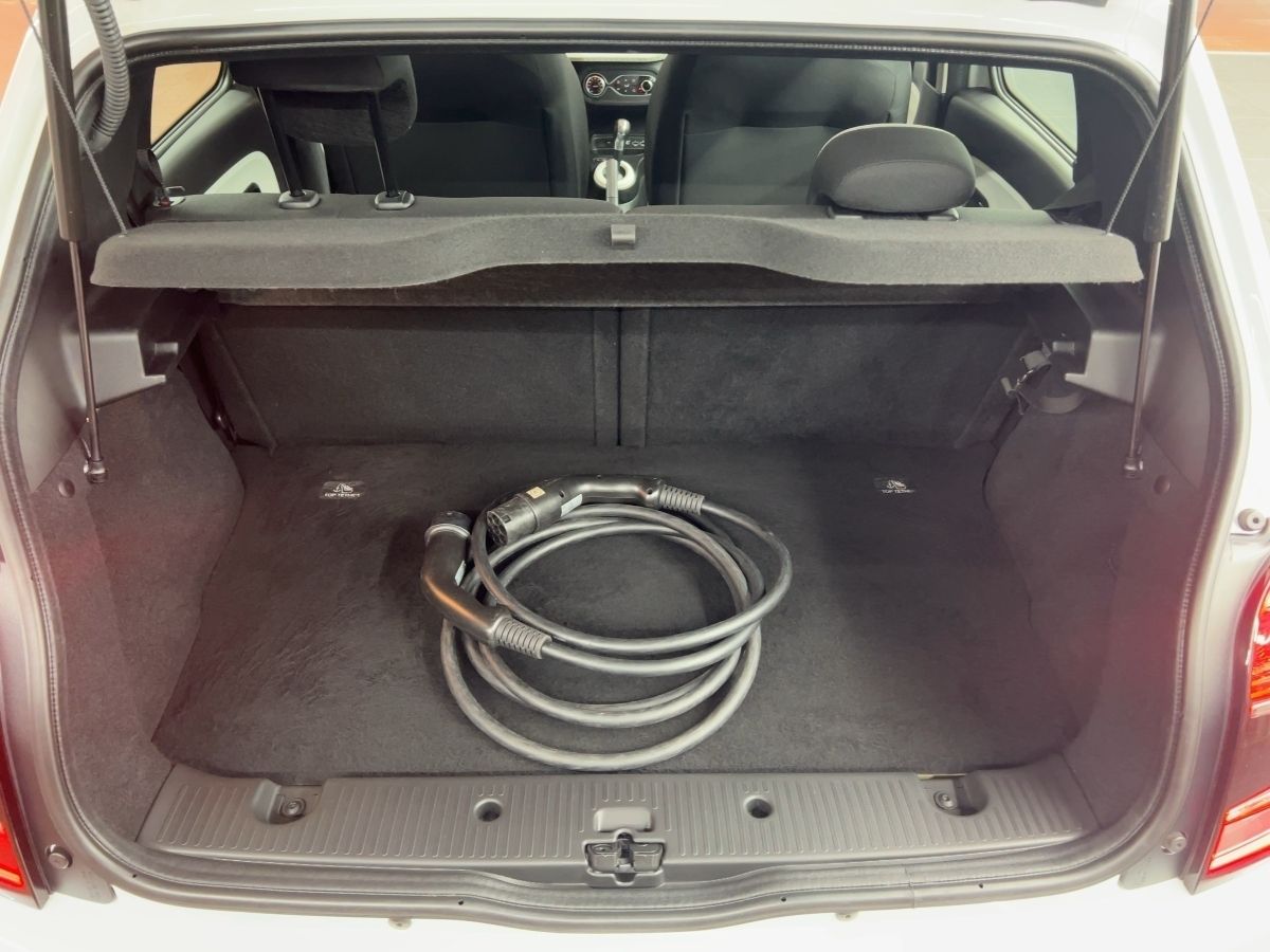 Renault Twingo ZEN ELECTRIC - Samsaru's Car Outlet