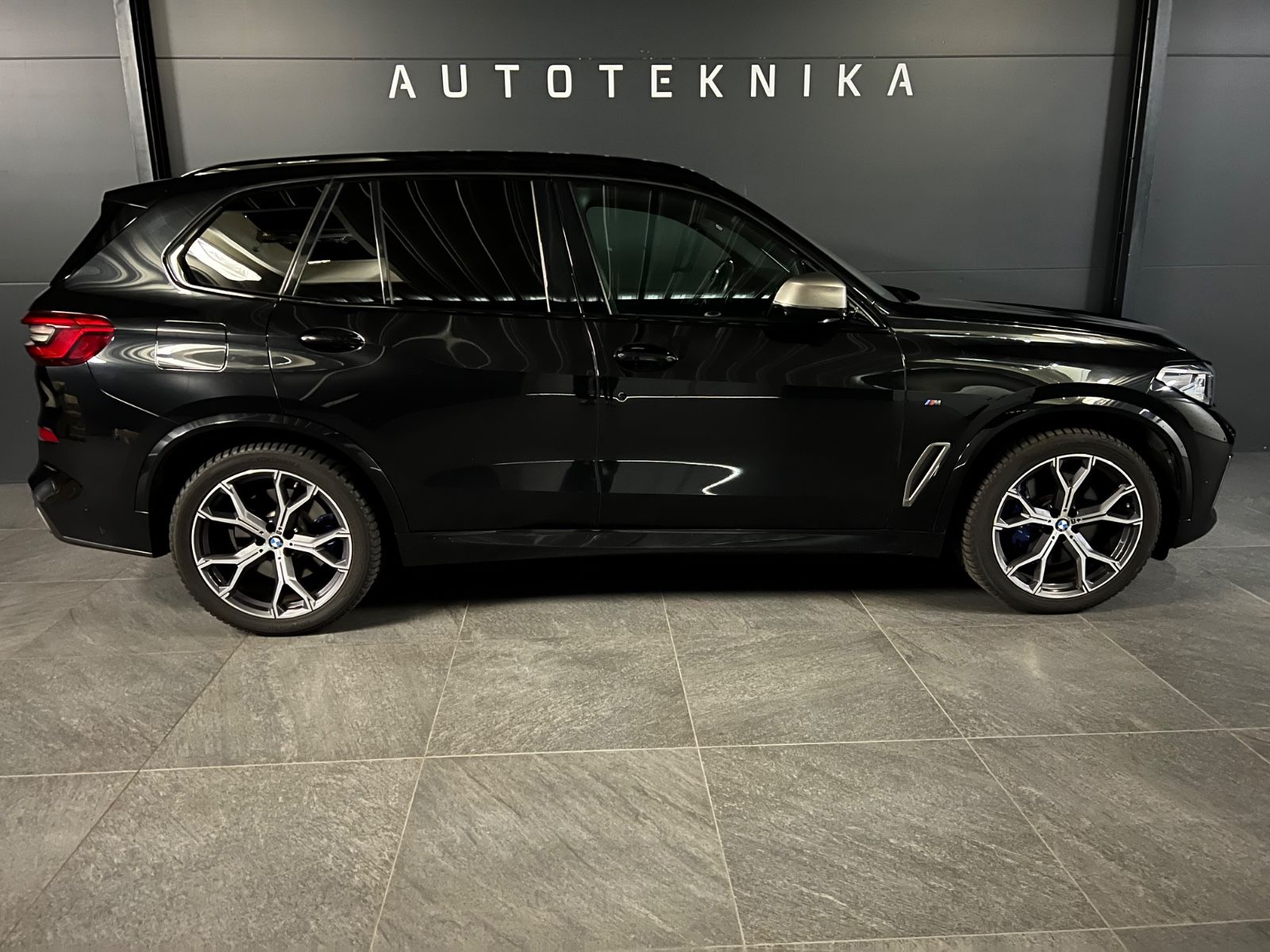 BMW X5 Baureihe X5 M50 d
