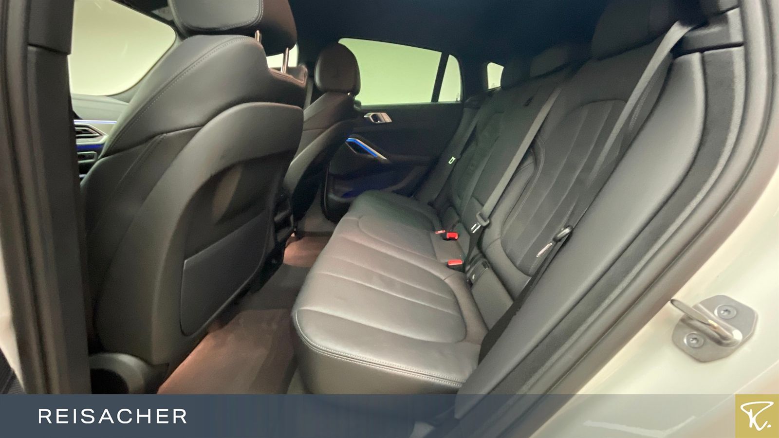 BMW X6 xDrive40d A M-Sport,AHK,DAProf,Leder,Autom