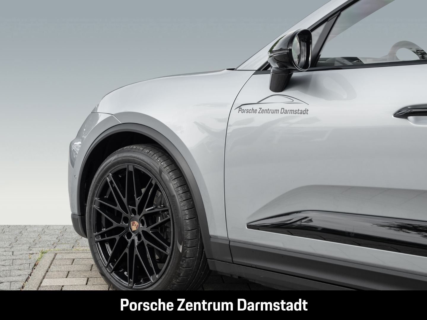 Porsche Macan 4 - Samsaru's Car Outlet