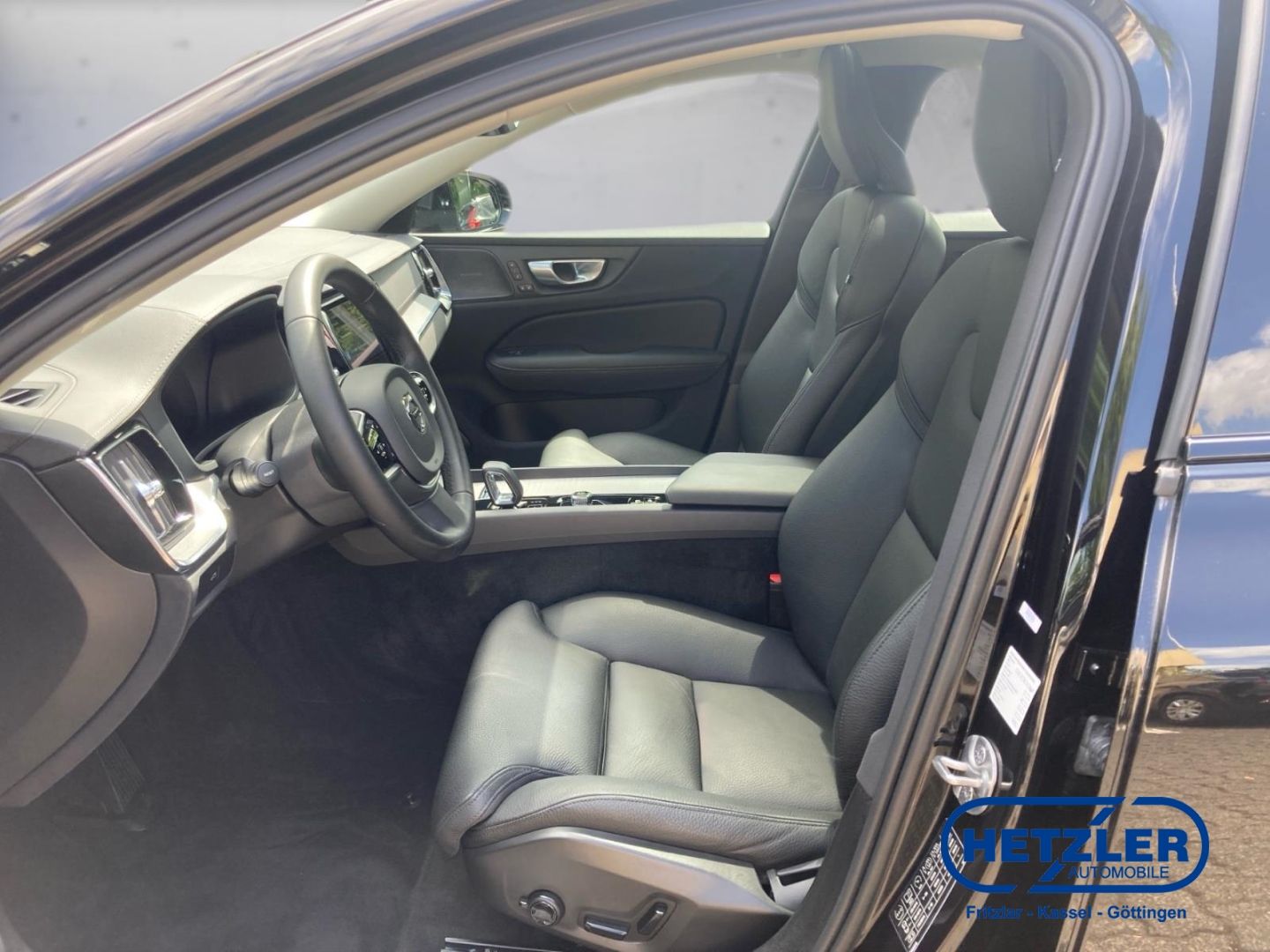 Volvo S60 Ultimate Dark AWD B5 Benzin EU6d HUD StandHZ