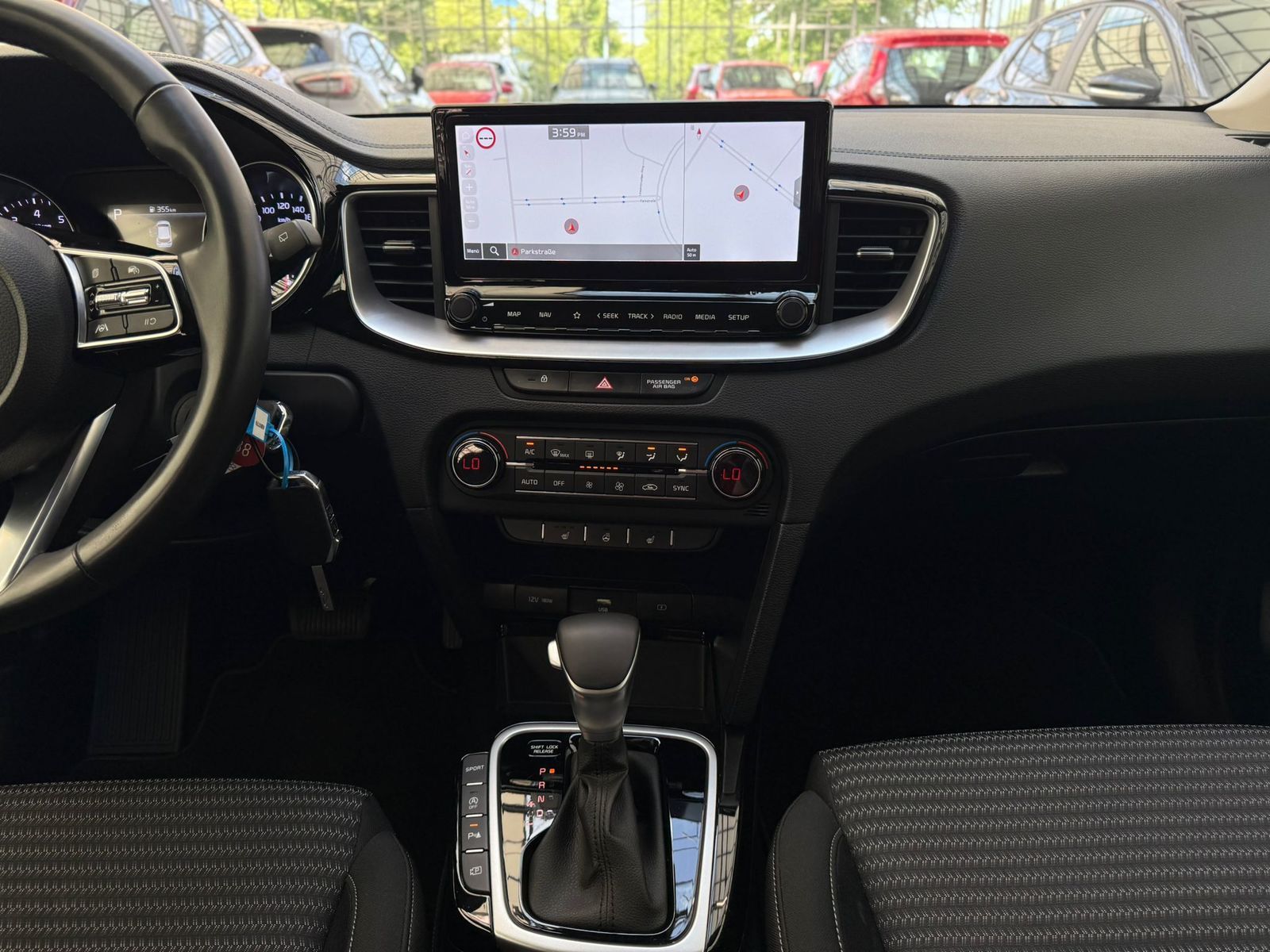 Kia Ceed 1.5 T-GDI Vision - Samsaru's Car Outlet