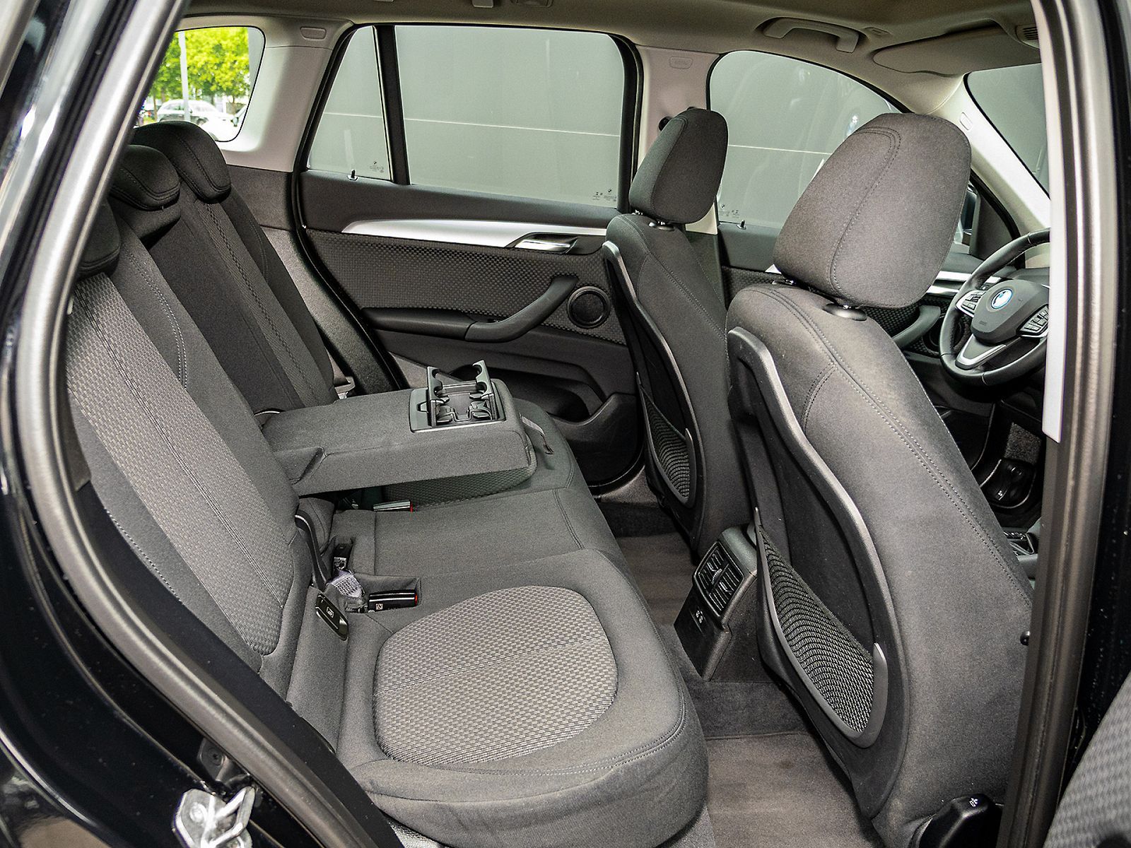 BMW X1 xDrive25eA - Samsaru's Car Outlet