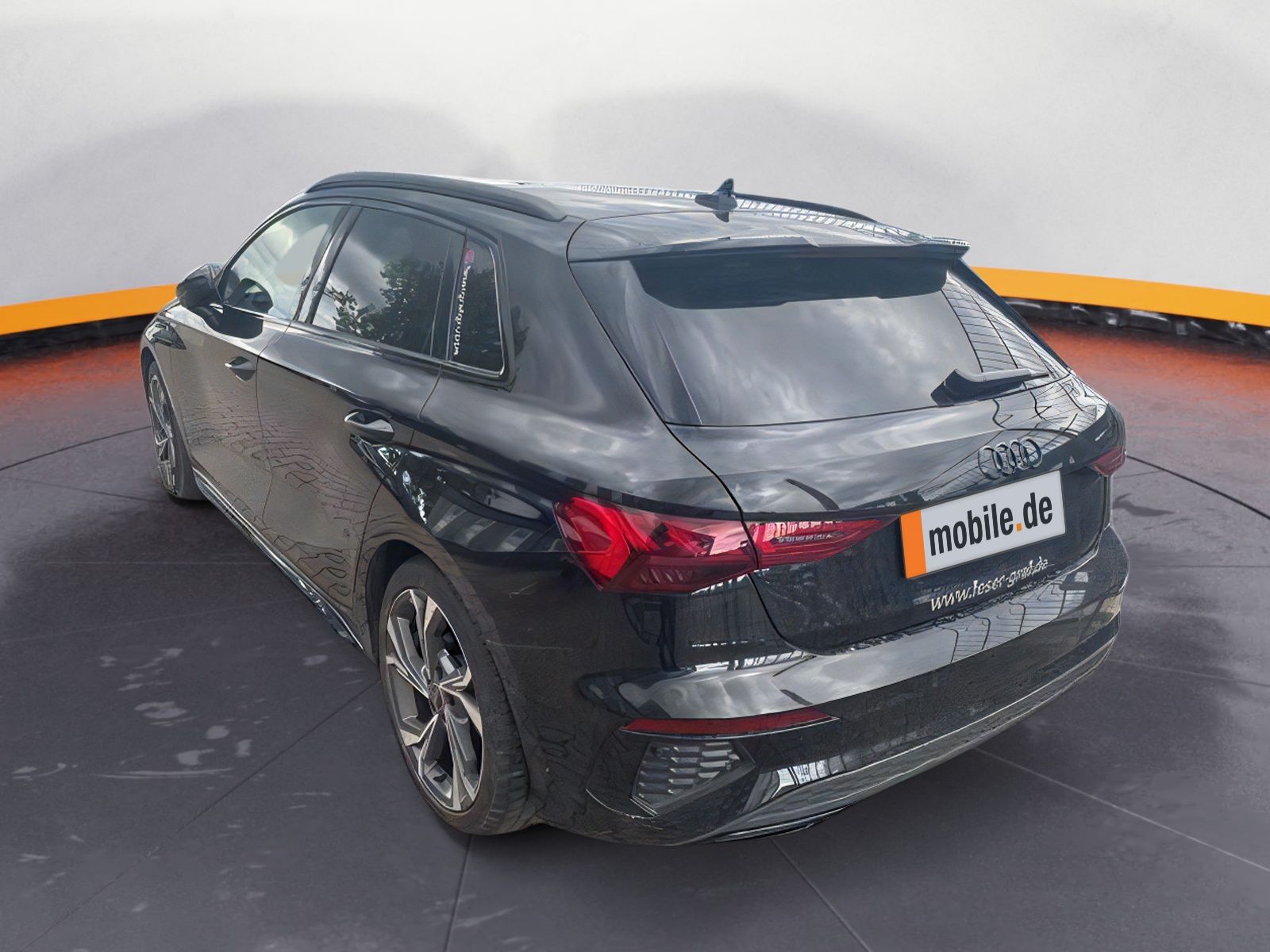 Audi A3 Sportback 35 TFSI Stronic S-line - Samsaru's Car Outlet