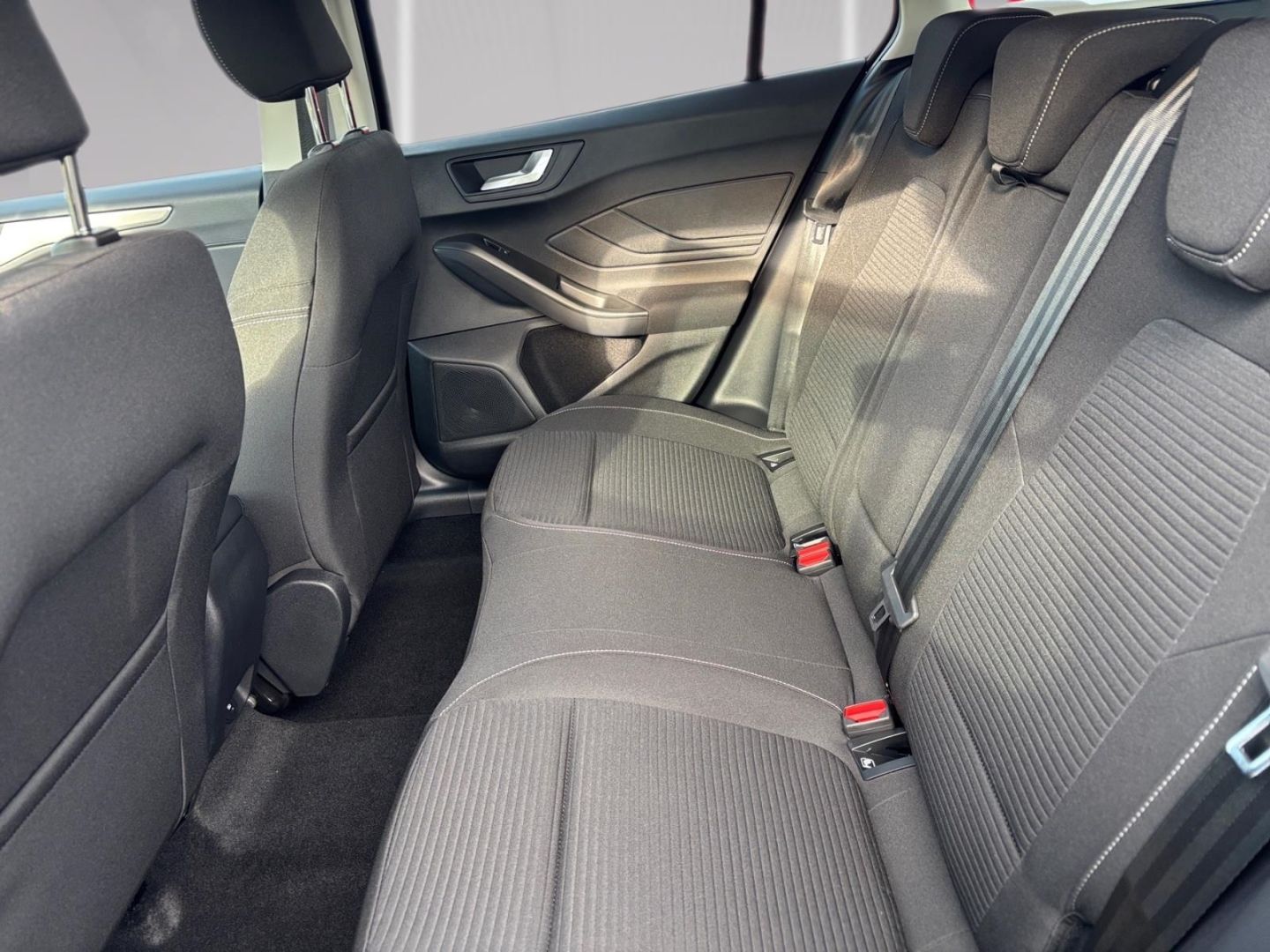 Ford Focus Turnier Titanium X 155PS Aut.Kamera Navi