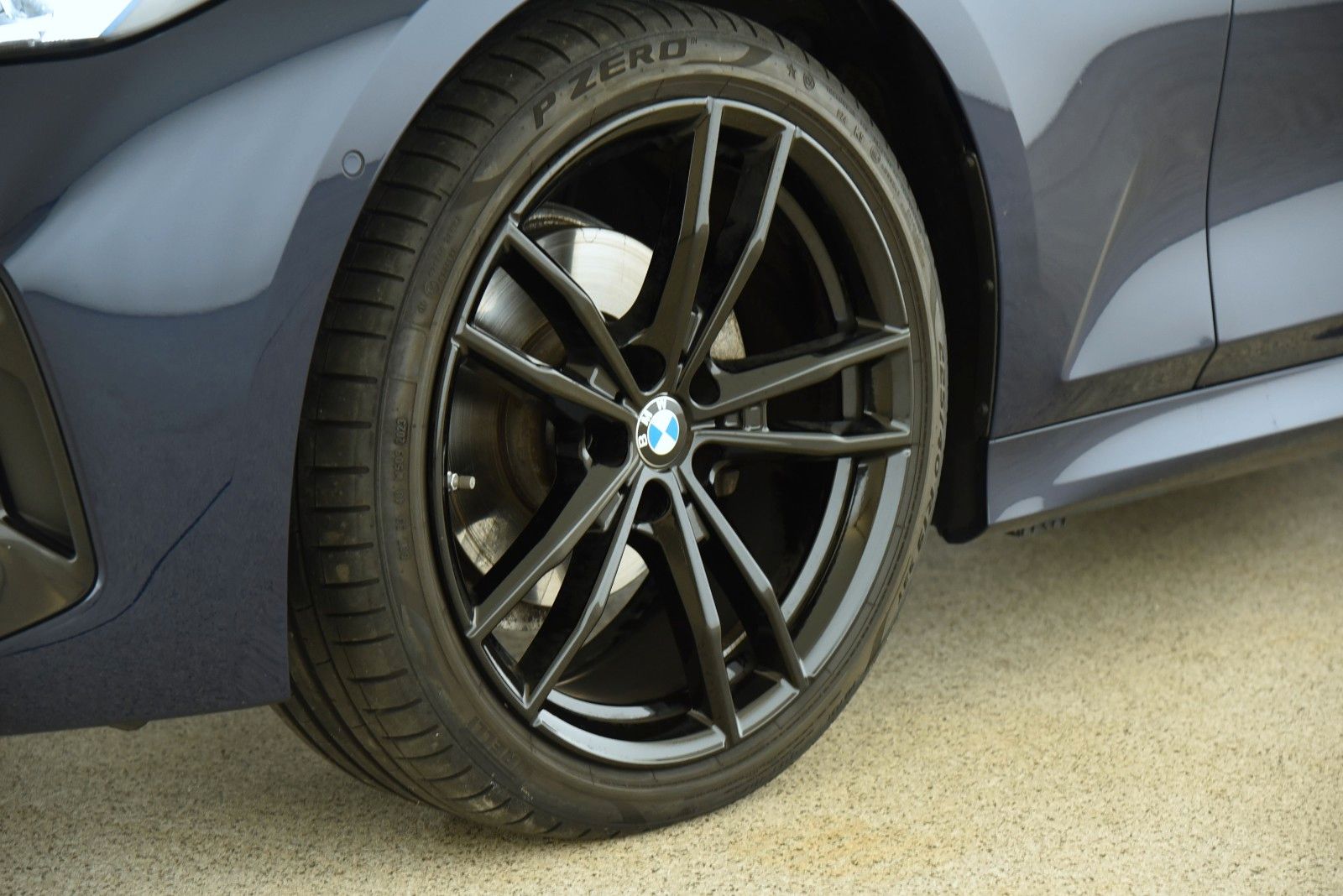 BMW 320d Touring xDrive M Sport - Samsaru's Car Outlet