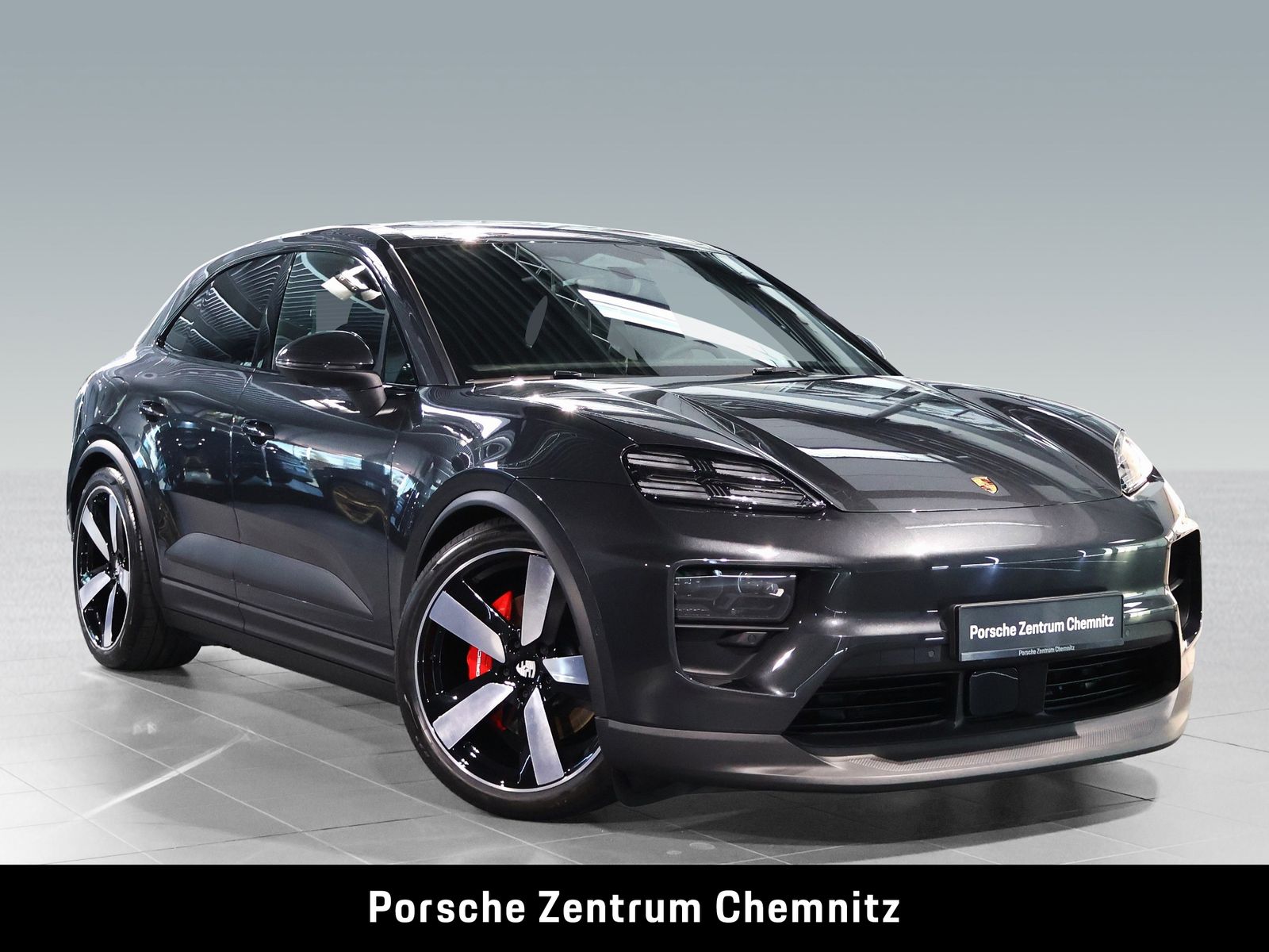 Porsche Macan 4S Electric Luft;Matrix;BOSE;Pano;22Zoll