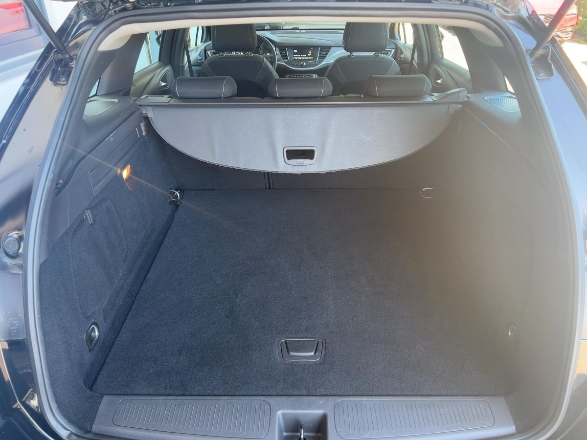 Opel Astra K Sports Tourer 1.4 Turbo Edition - Samsaru's Car Outlet