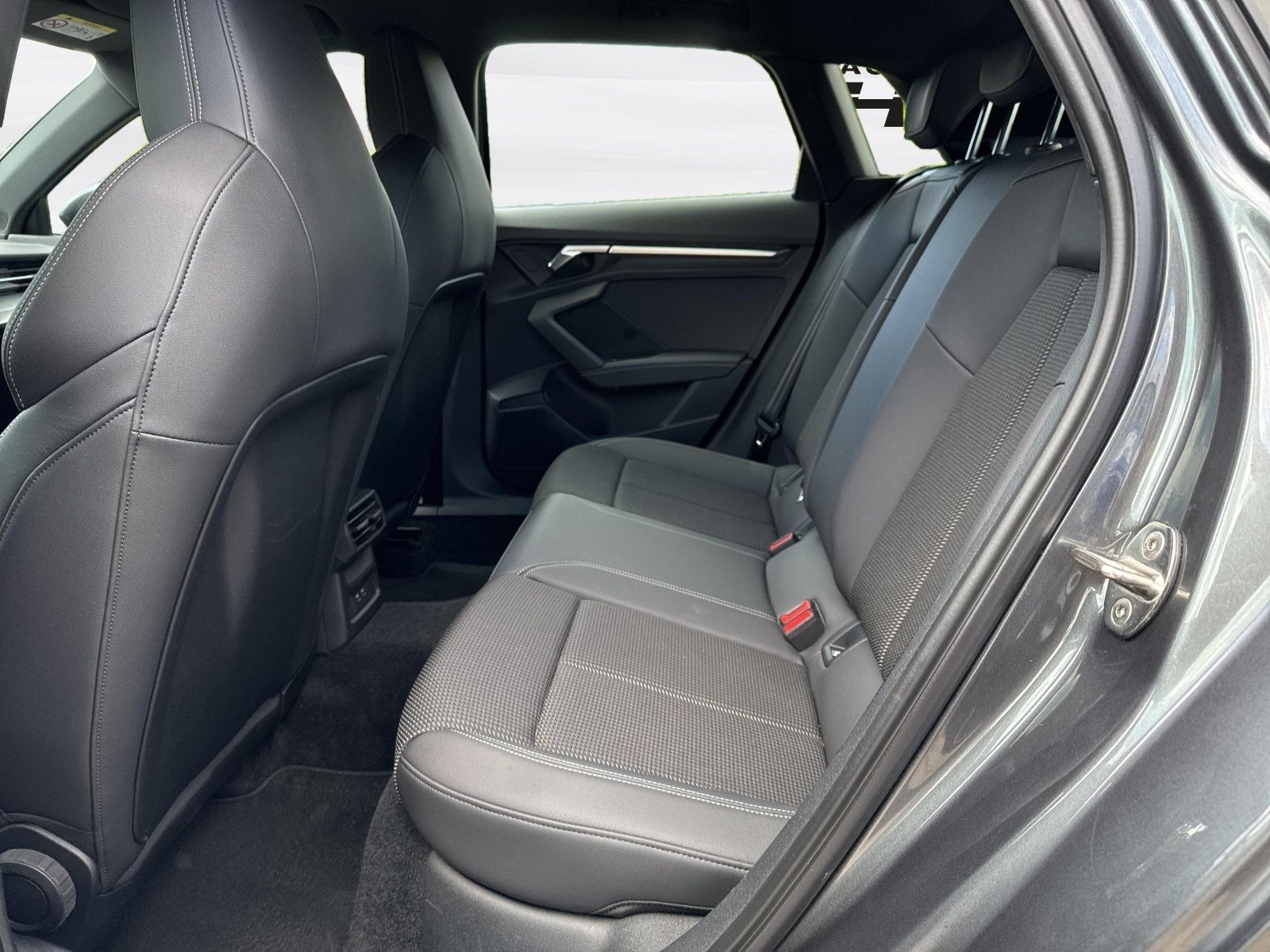 Audi A3 Sportback 40 TFSIe s-line s-tronic, LED RFK A