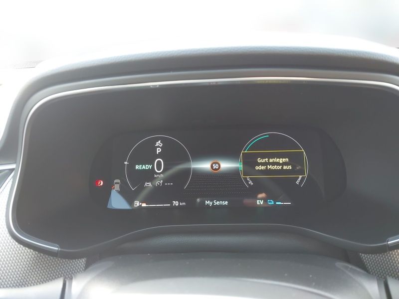Renault ARKANA TECHNO E-Tech Full Hybrid - Samsaru's Car Outlet
