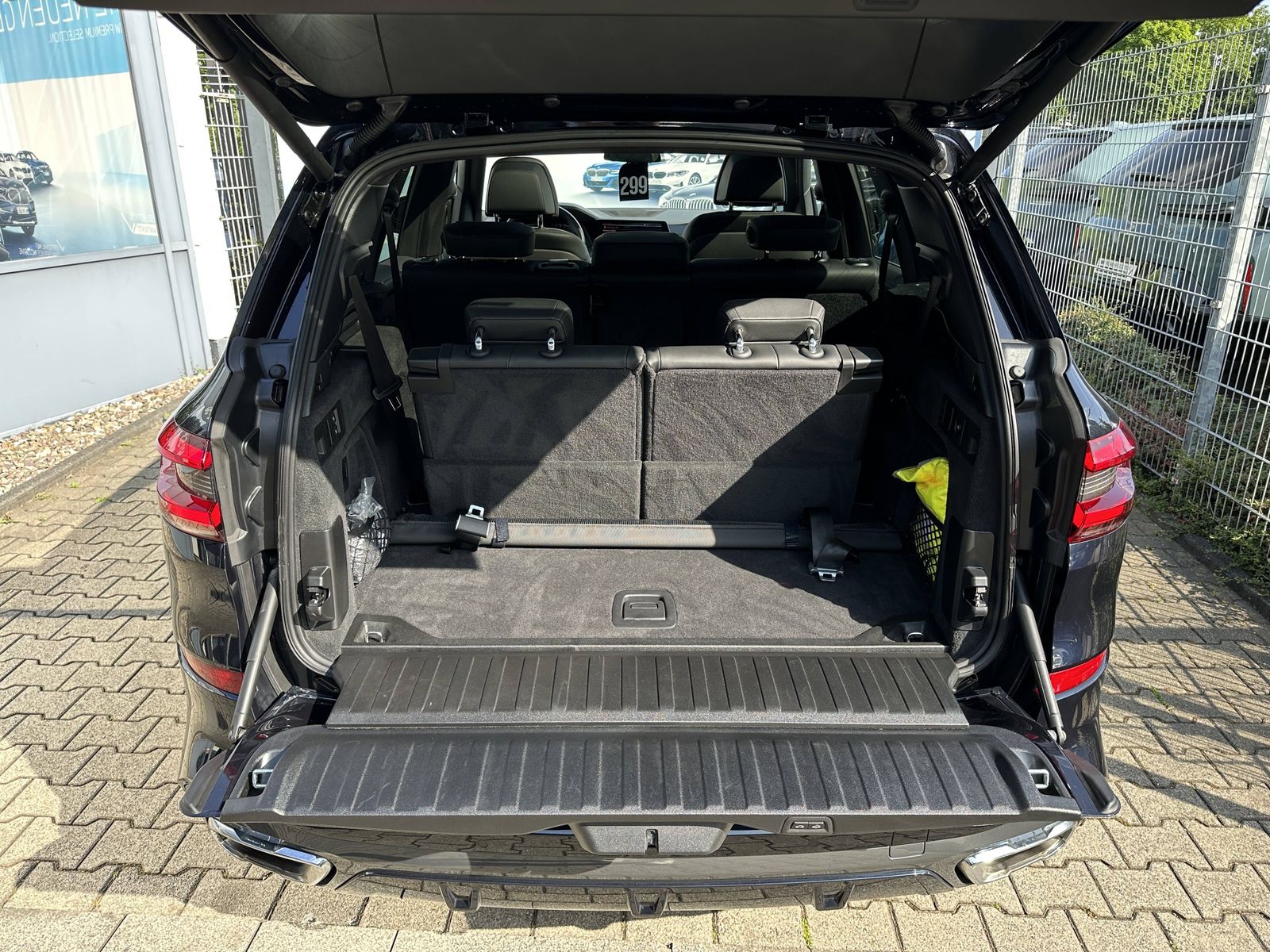 BMW X5 xDrive30d M Sport 2-Achs-Luft StHzg 7-Sitzer
