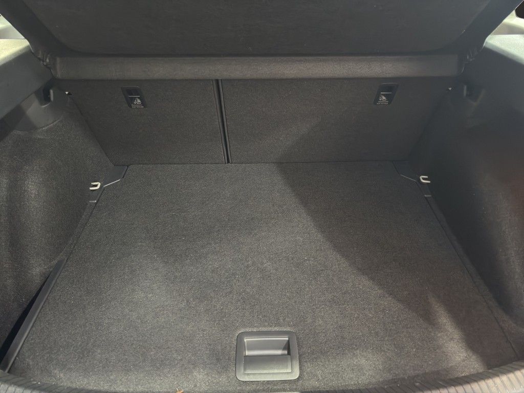 Volkswagen Taigo 1.0 l TSI - Samsaru's Car Outlet