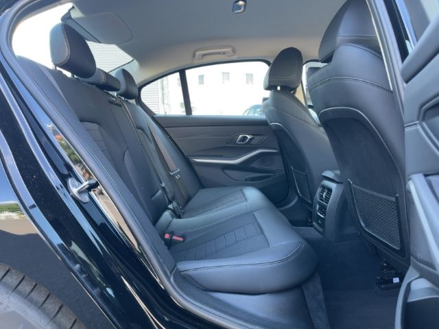 BMW 320 e Limousine - Samsaru's Car Outlet