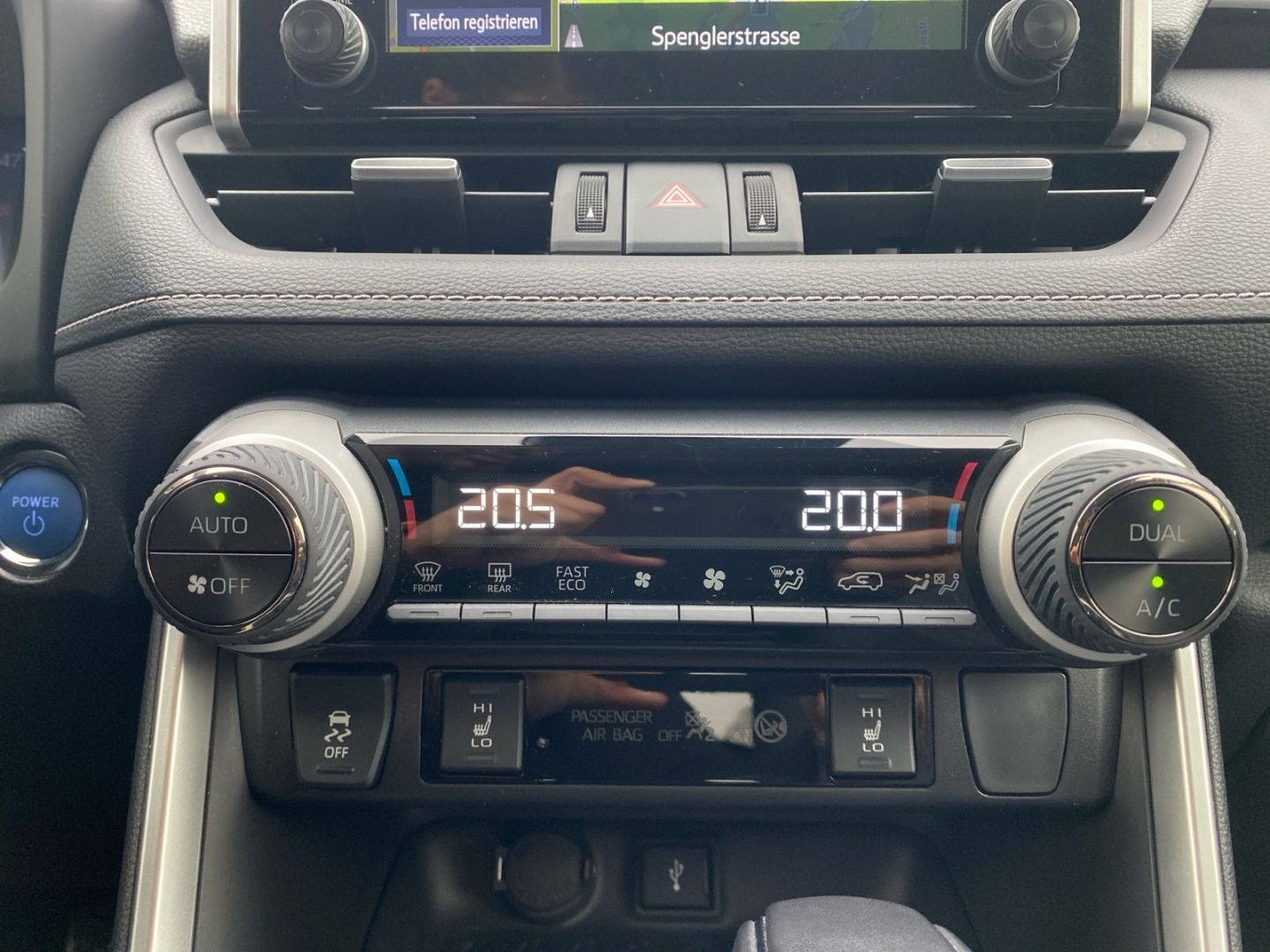 Toyota RAV 4 2.5 4x2 Hybrid Team - Samsaru's Car Outlet