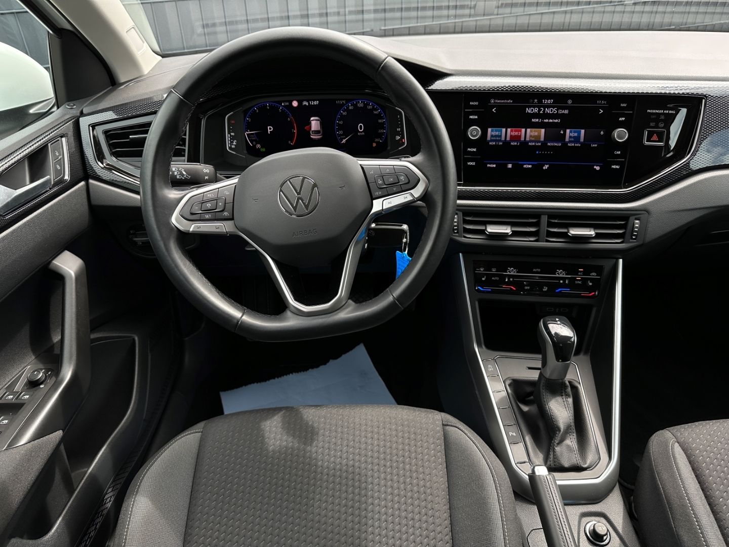 Volkswagen Taigo Life 1.0 TSI DSG - Samsaru's Car Outlet
