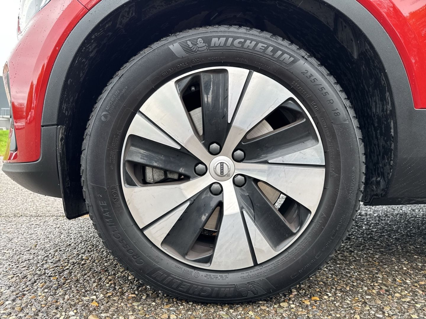 Volvo XC40 Core Recharge Plug-In Hybrid 2WD StandHZG A