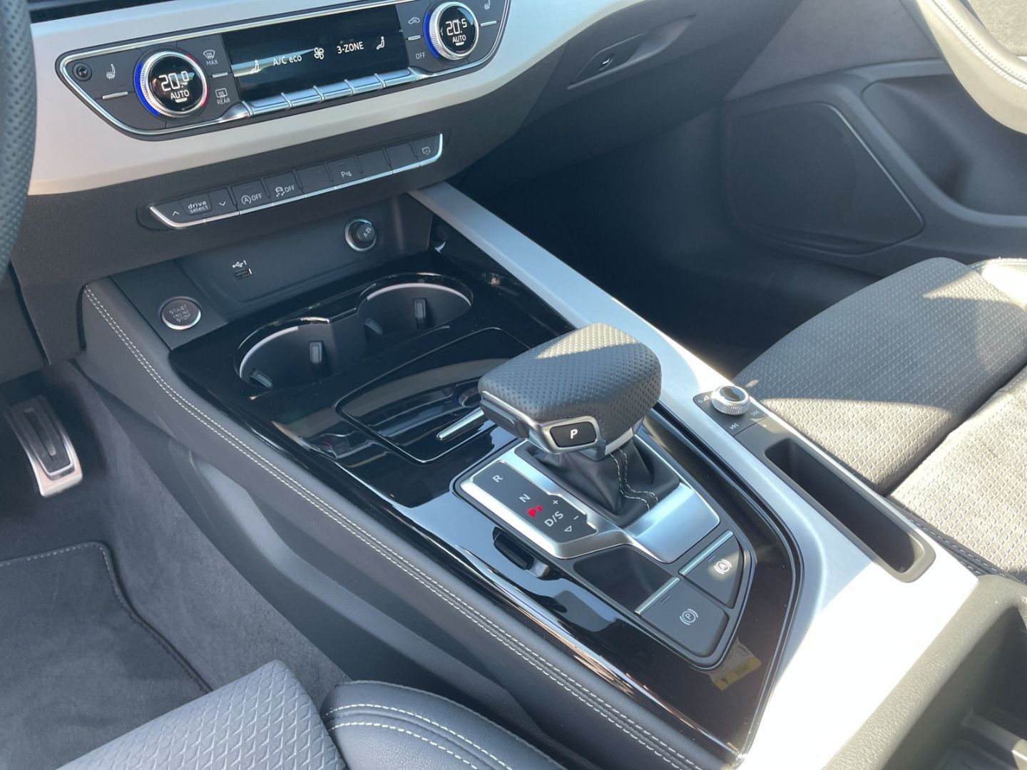 Audi A5 Coupe 45 TFSI S-Line qu Matrix Kamera HuD Pan