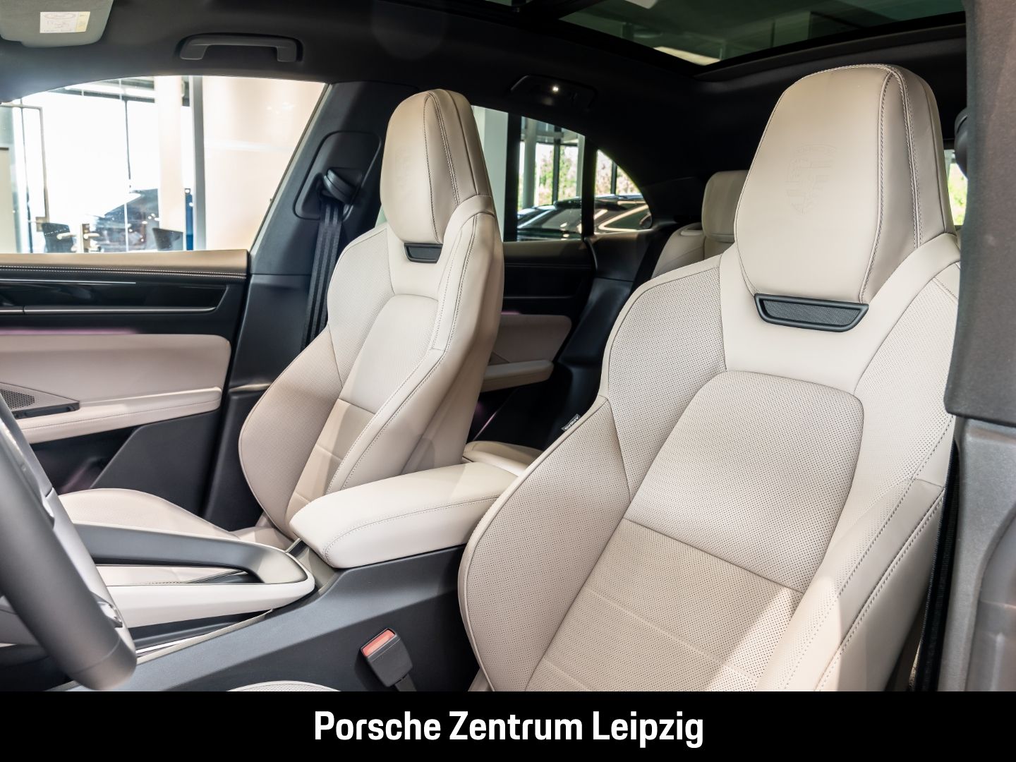 Porsche Macan 4S AR-HeadUp Sitzklima Matrix AHK BeifDisp
