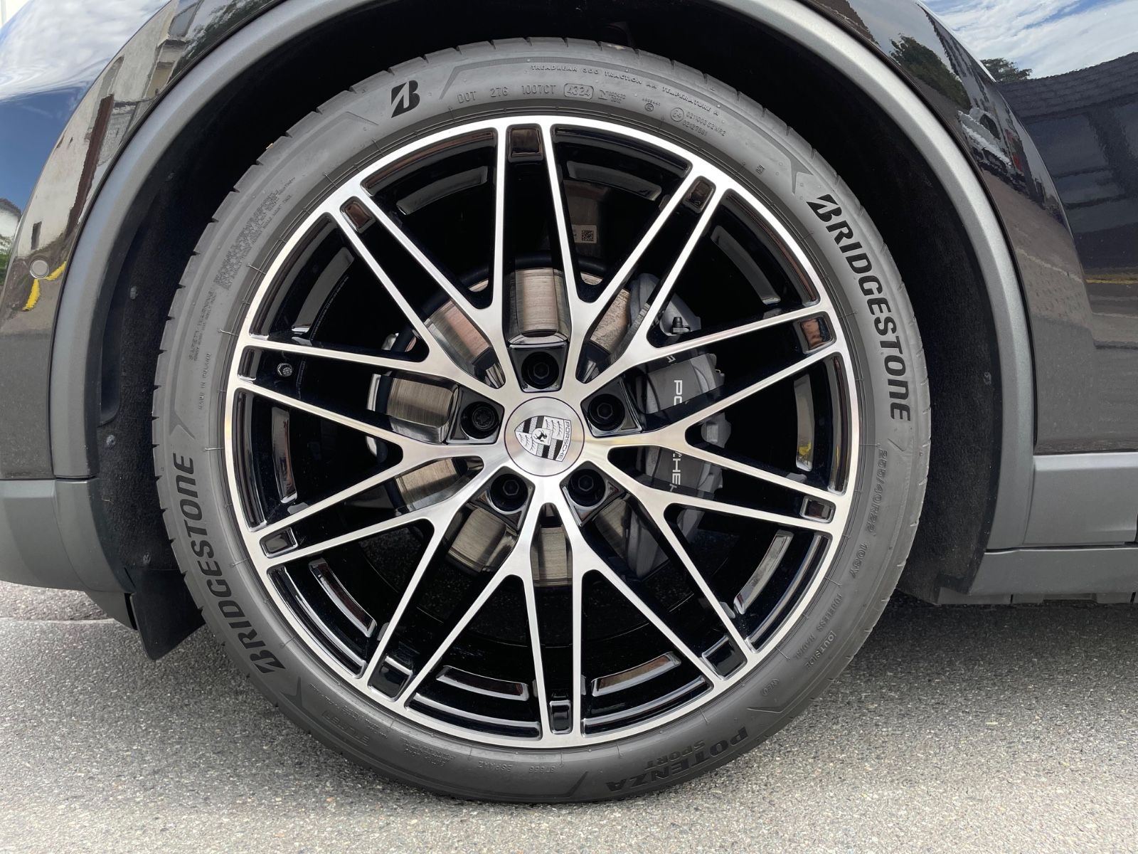 Porsche Macan 4 - Samsaru's Car Outlet