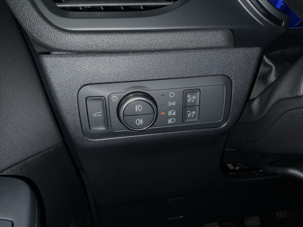 Ford Kuga ST-Line X 1.5 EcoBoost - Samsaru's Car Outlet