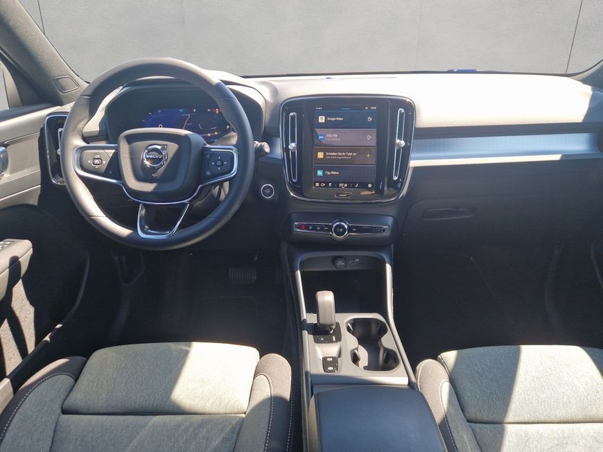 Volvo XC40 B3 Core - Samsaru's Car Outlet