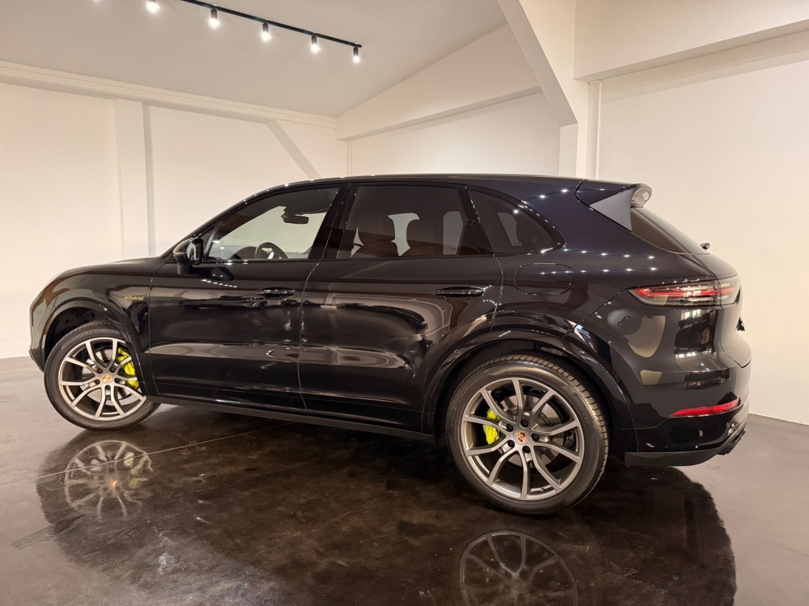 Porsche Cayenne E-Hybrid Platinum Burmester 360° Massage
