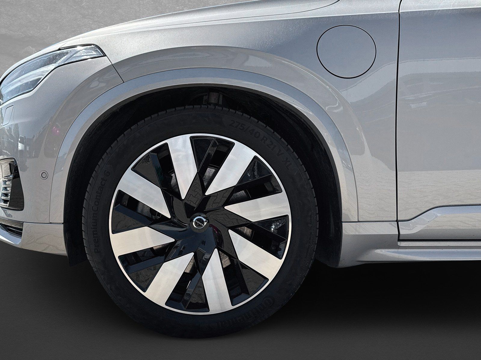 Volvo XC90 T8 PHEV AWD Ultimate Dark 7-Sitzer VOLL B&W