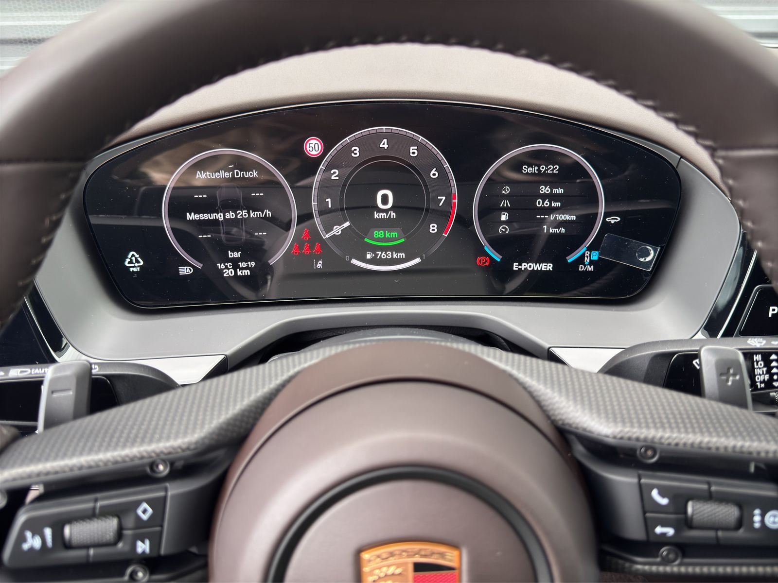 Porsche Panamera 4S E-Hybrid | SportDesign Paket schwarz