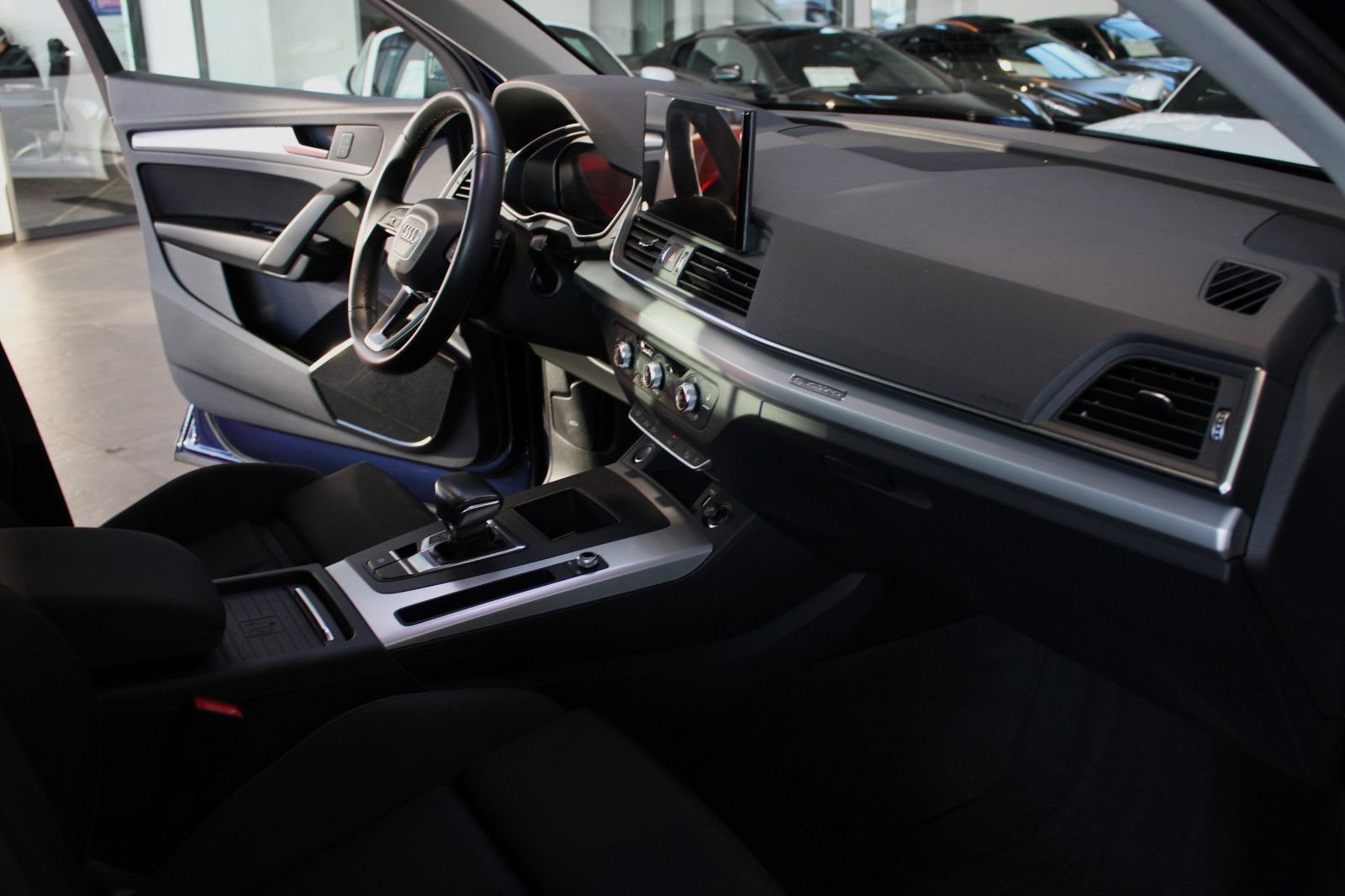 Audi Q5 SPORTBACK 40 TFSI QU. S LINE/AHK/VIRTUAL/PANO