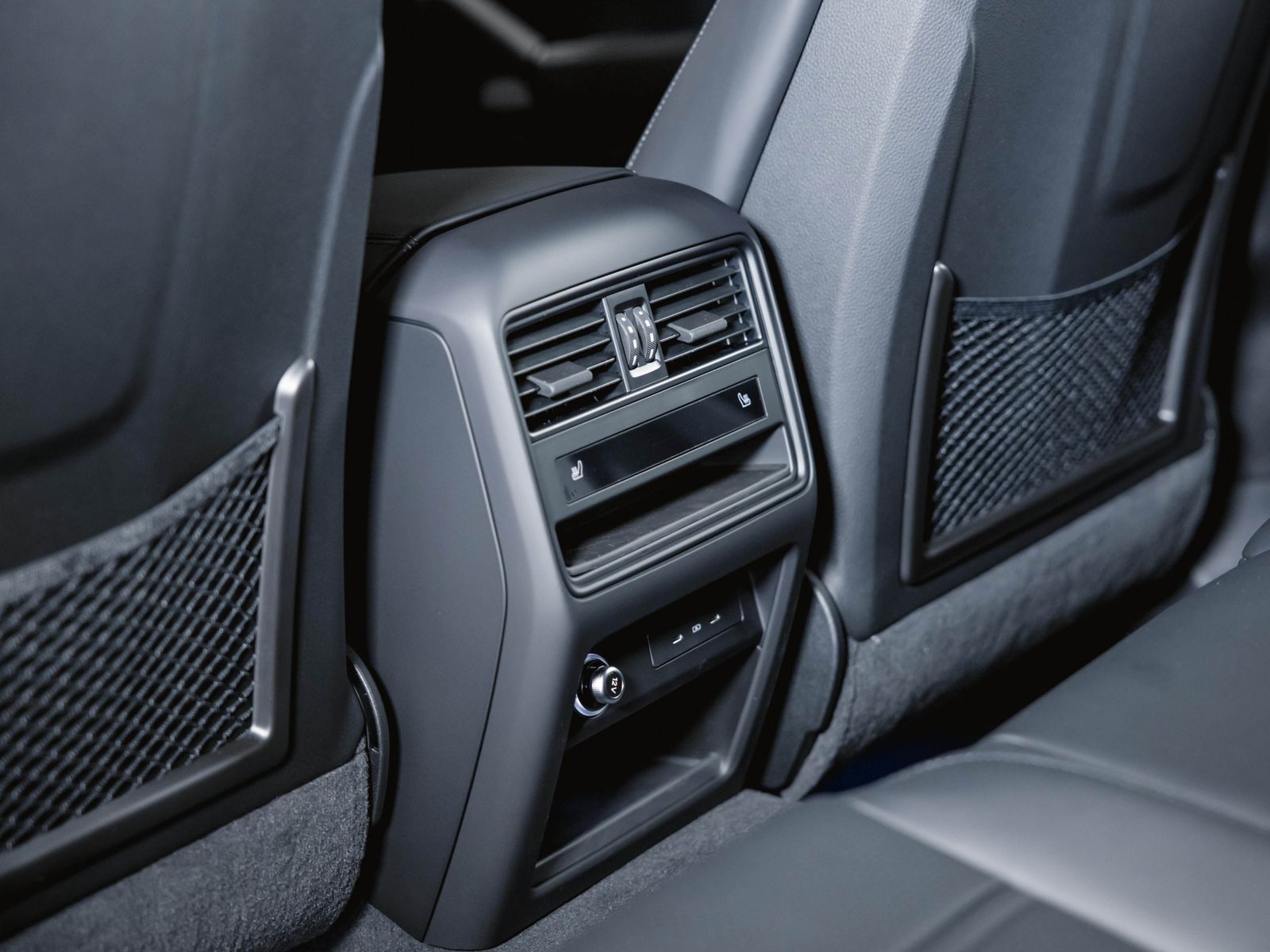 Porsche Cayenne E-Hybrid Sportabgasanlage Sportlenkrad