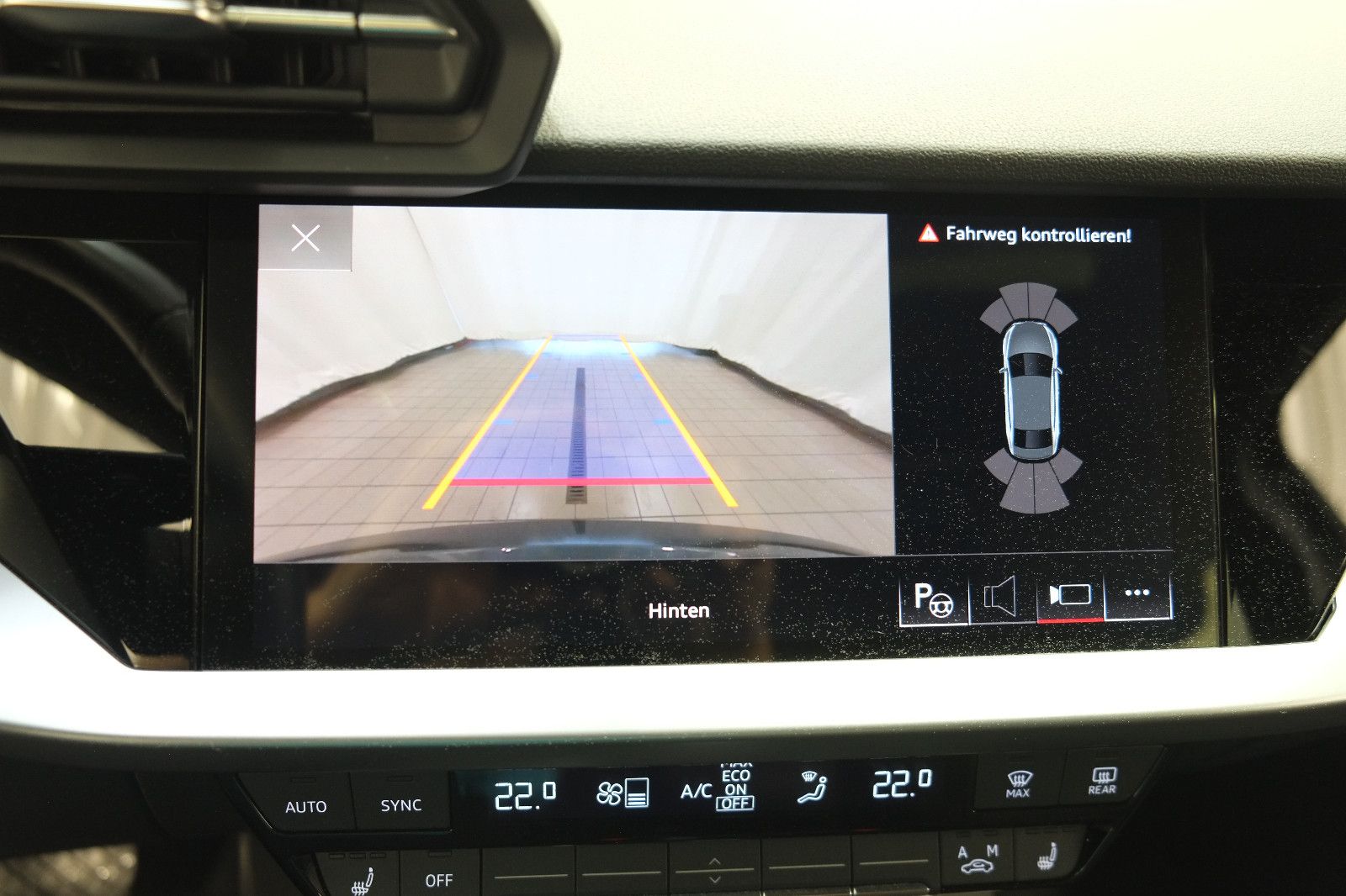 Audi A3 Lim. 35 TDI s tronic advan Pano Navi HeadUp