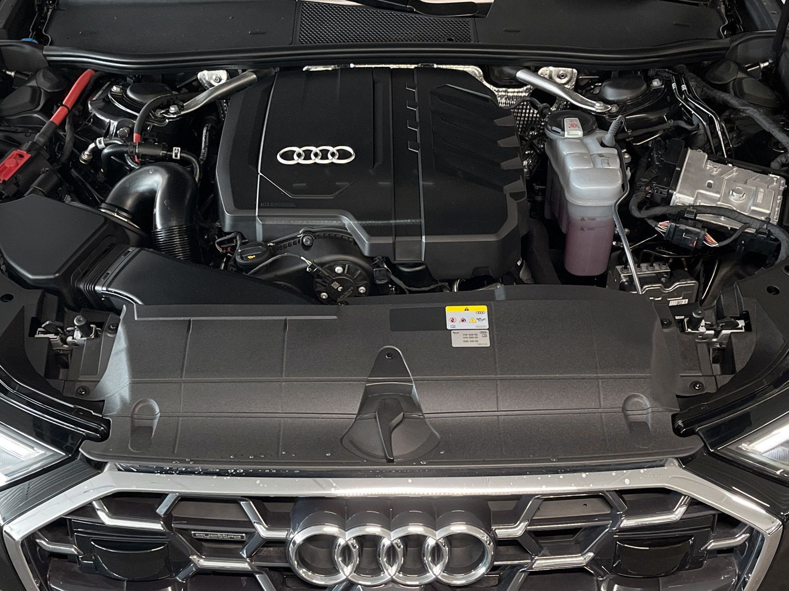Audi A6 Avant 45 TFSI qu S line S tronic - Samsaru's Car Outlet