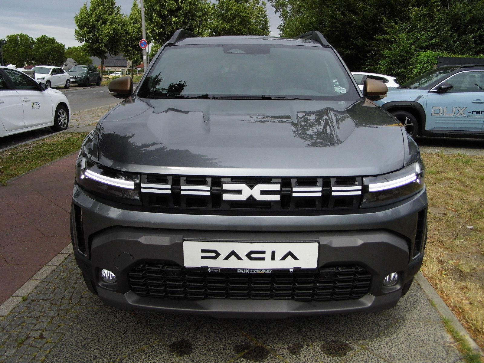 Dacia Duster III TCe 130 Extreme - Samsaru's Car Outlet