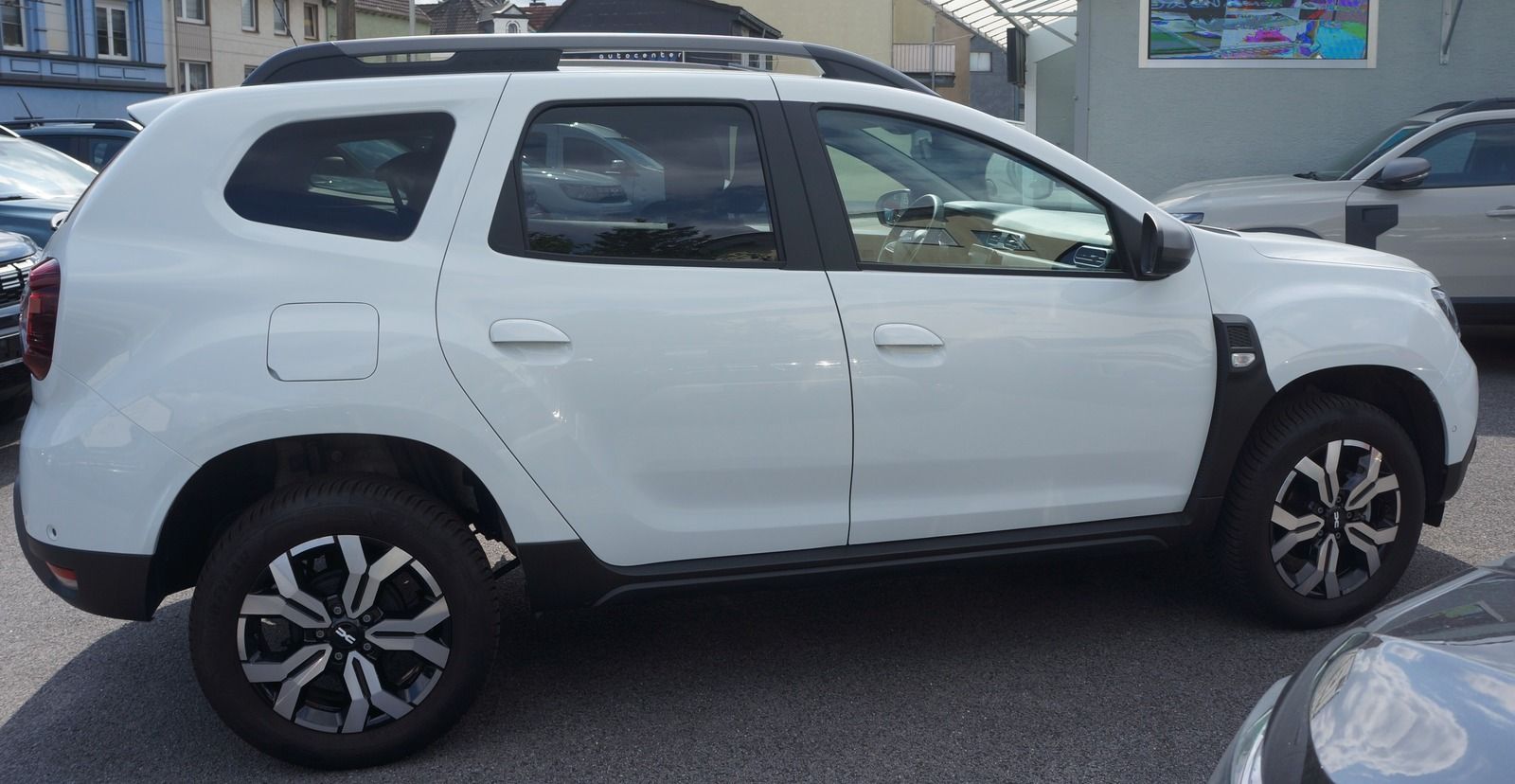 Dacia Duster TCe150 4x4 JOURNEY+ - Samsaru's Car Outlet