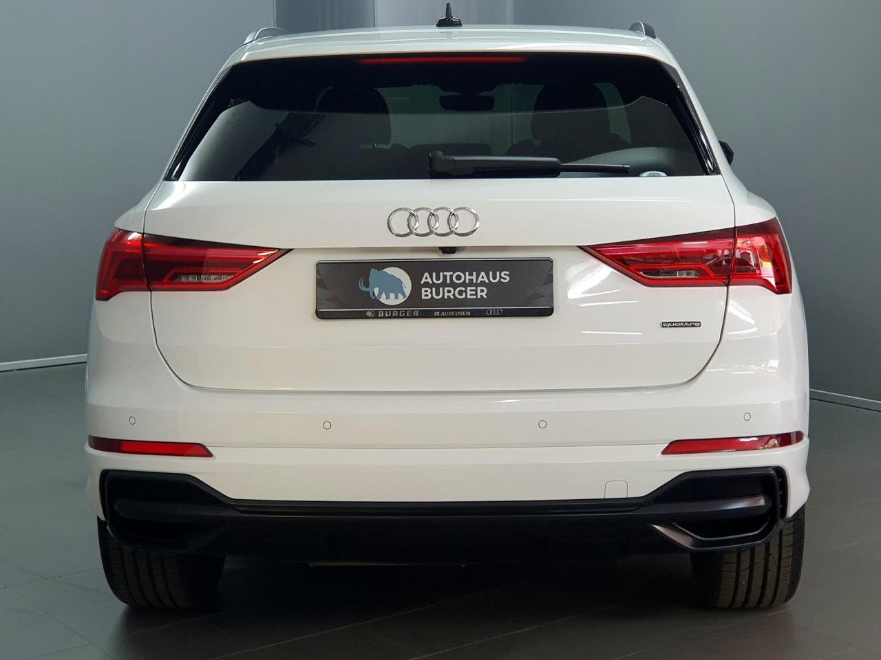 Audi Q3 40 TDI quattro S tronic S line - Samsaru's Car Outlet