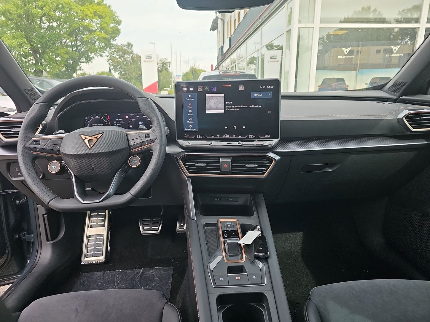 Cupra Formentor 1.5 eTSI Sennheiser - Samsaru's Car Outlet