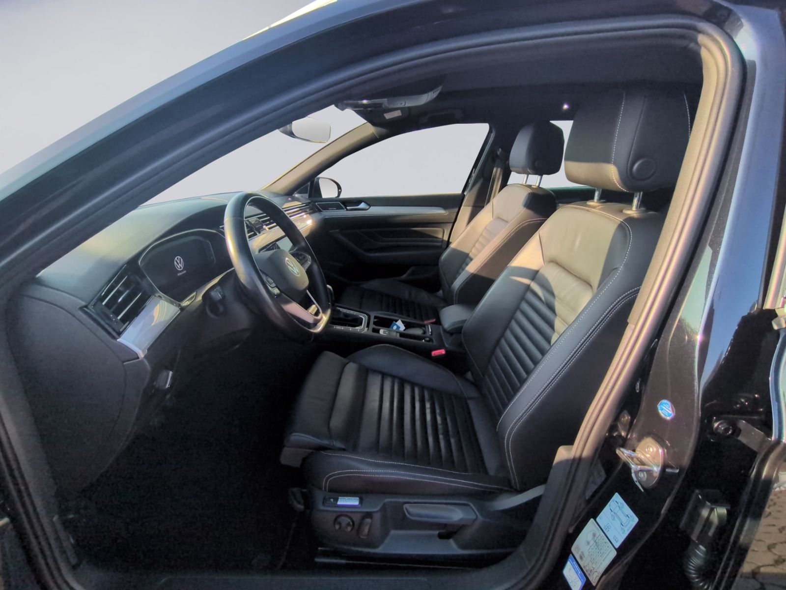 Volkswagen Passat Variant 2.0TDI DSG 4MOTION+LEDER+AHK AHK