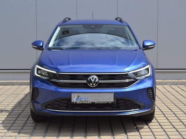 Volkswagen Taigo 1.0 TSI Life - Samsaru's Car Outlet