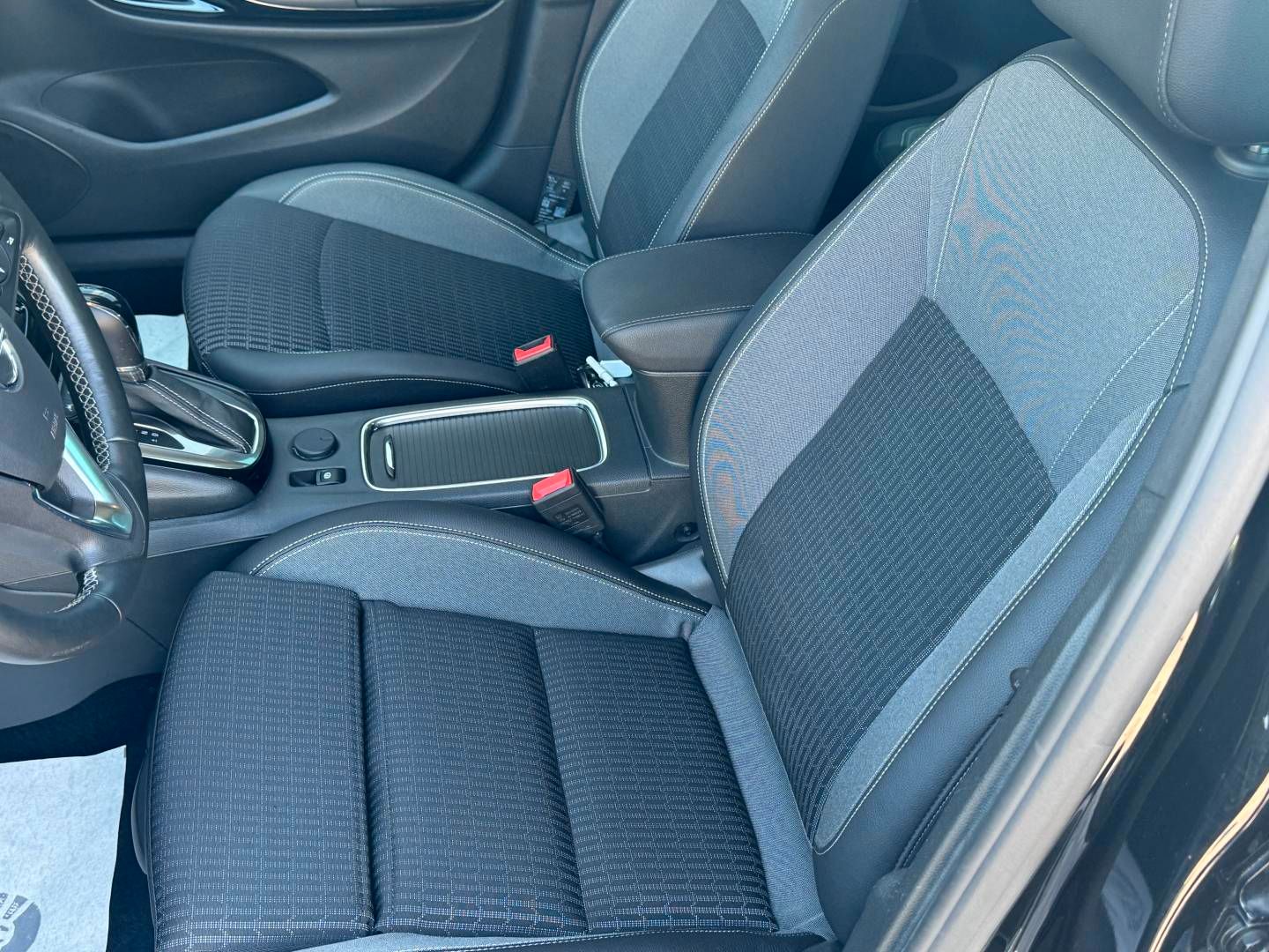 Opel ASTRA ST 1.5D Elegance - Samsaru's Car Outlet