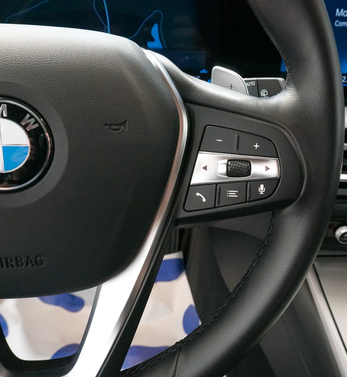 BMW 320 d xDrive Touring - Samsaru's Car Outlet