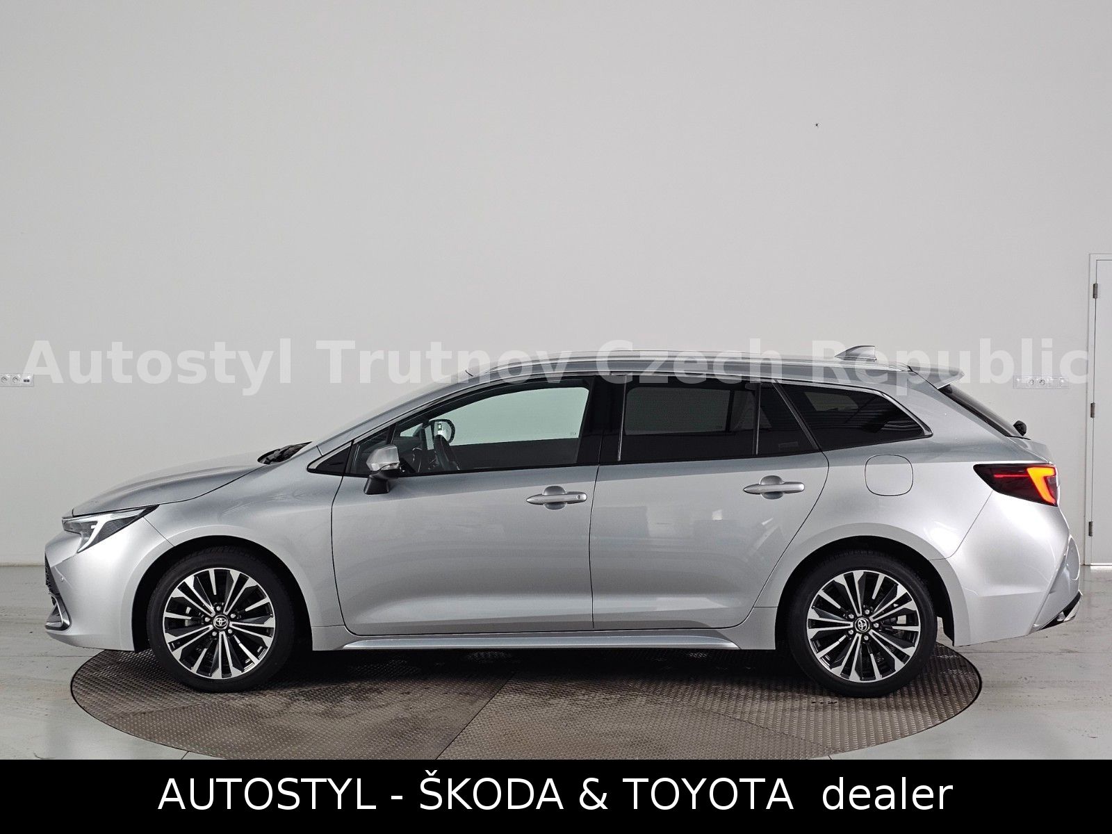 Toyota 2.0HEV 197k TS STYLE