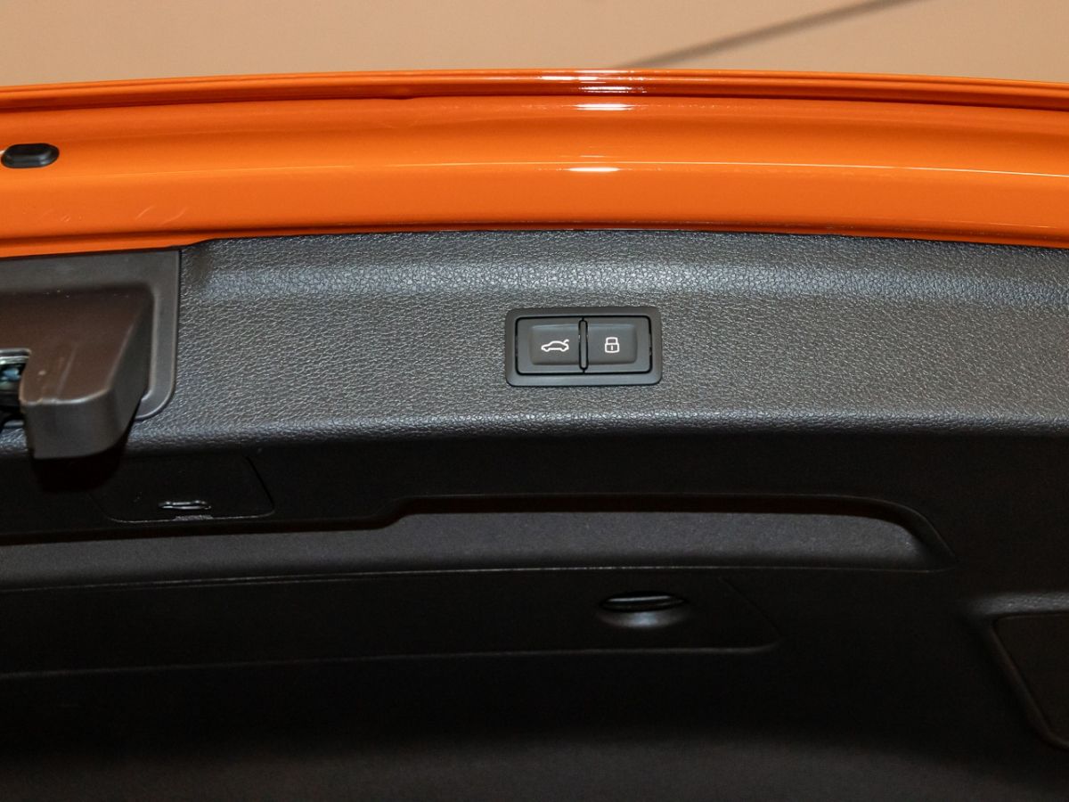 Audi Q3 40 TFSI quattro S tronic - Samsaru's Car Outlet