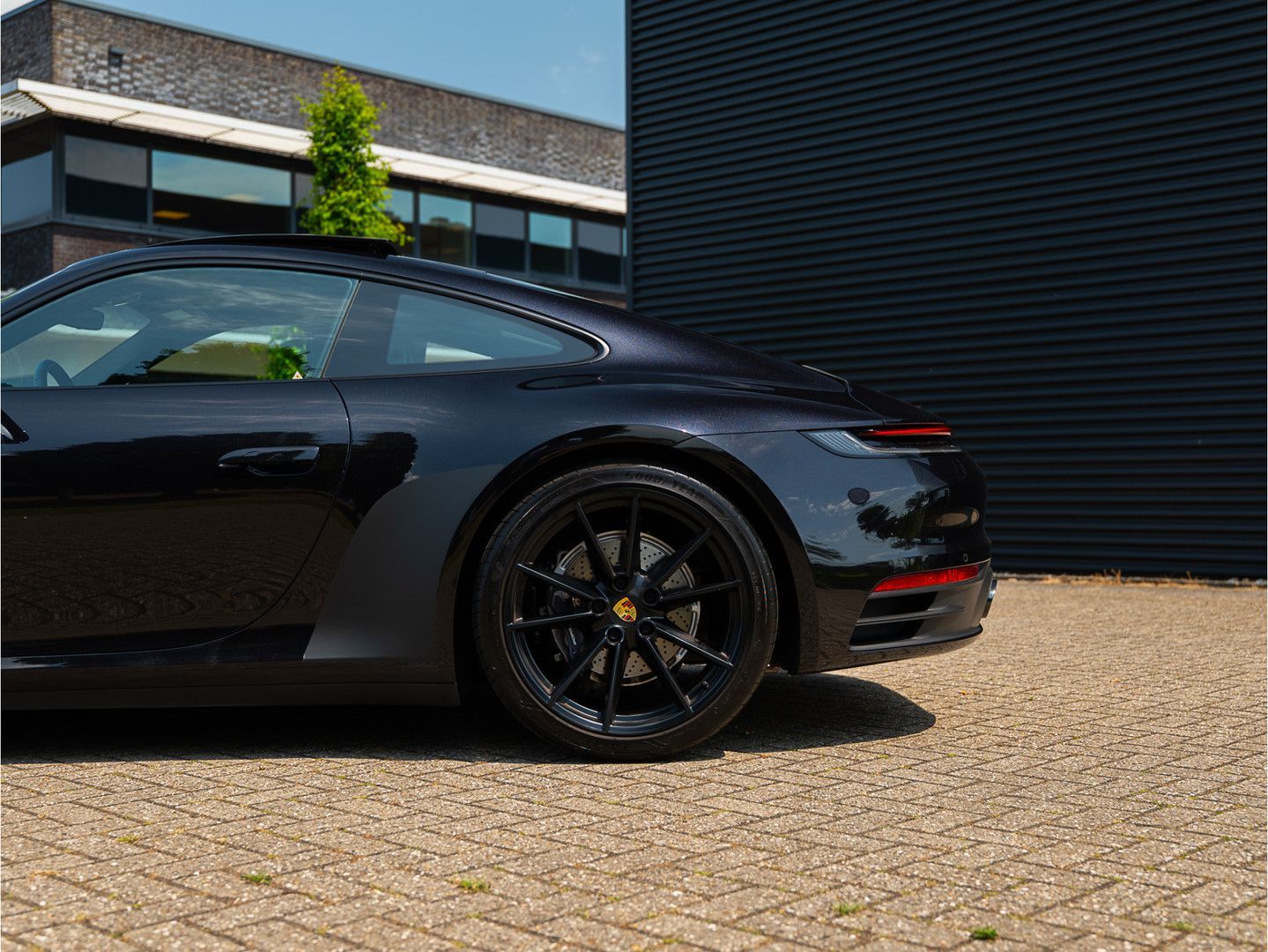 Porsche 992 3.0 Carrera - Samsaru's Car Outlet