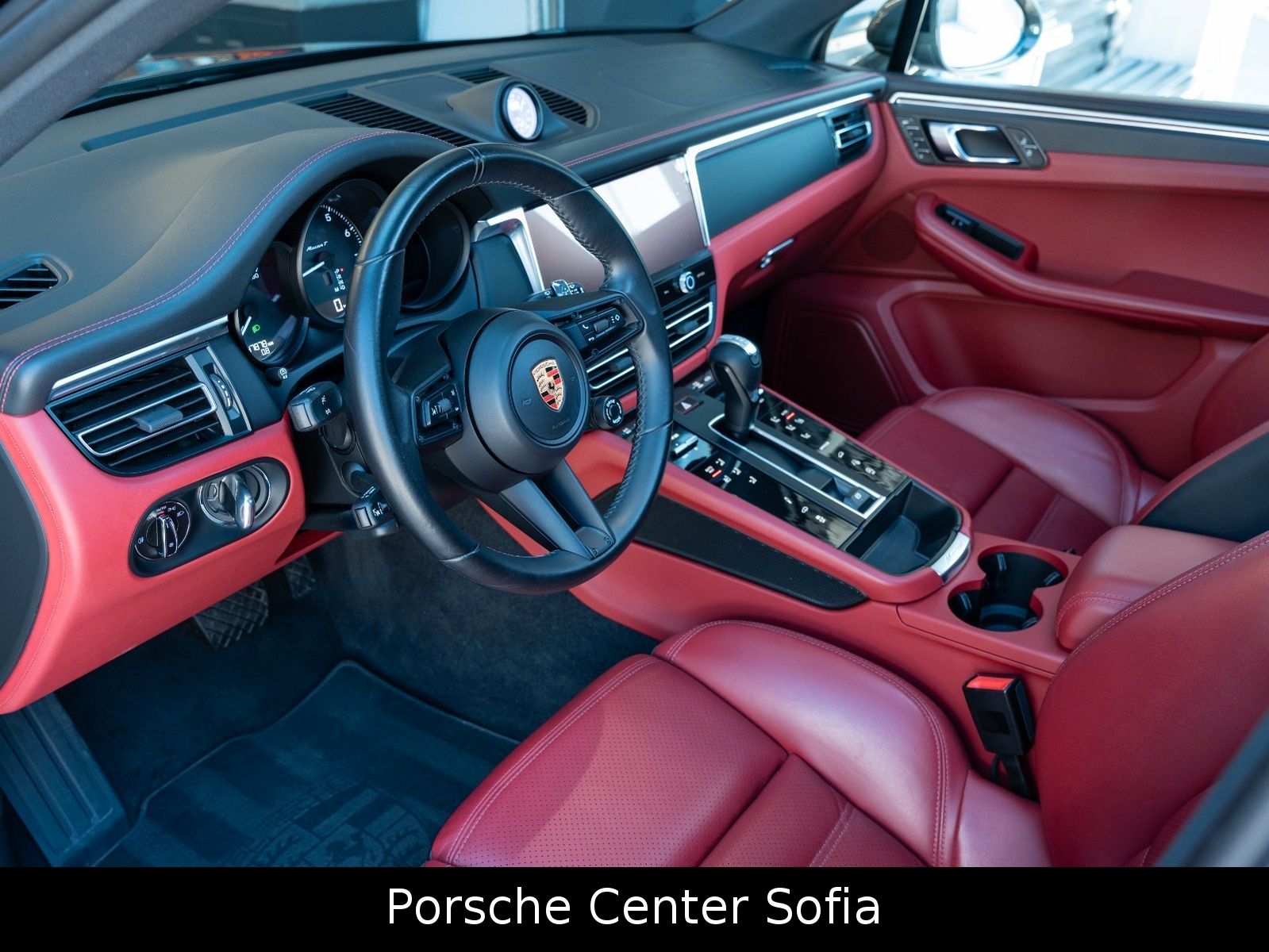 Porsche Macan T