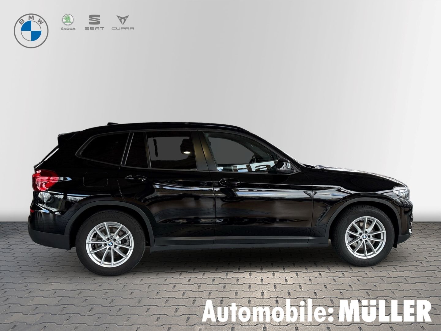 BMW X3 20i - Samsaru's Car Outlet